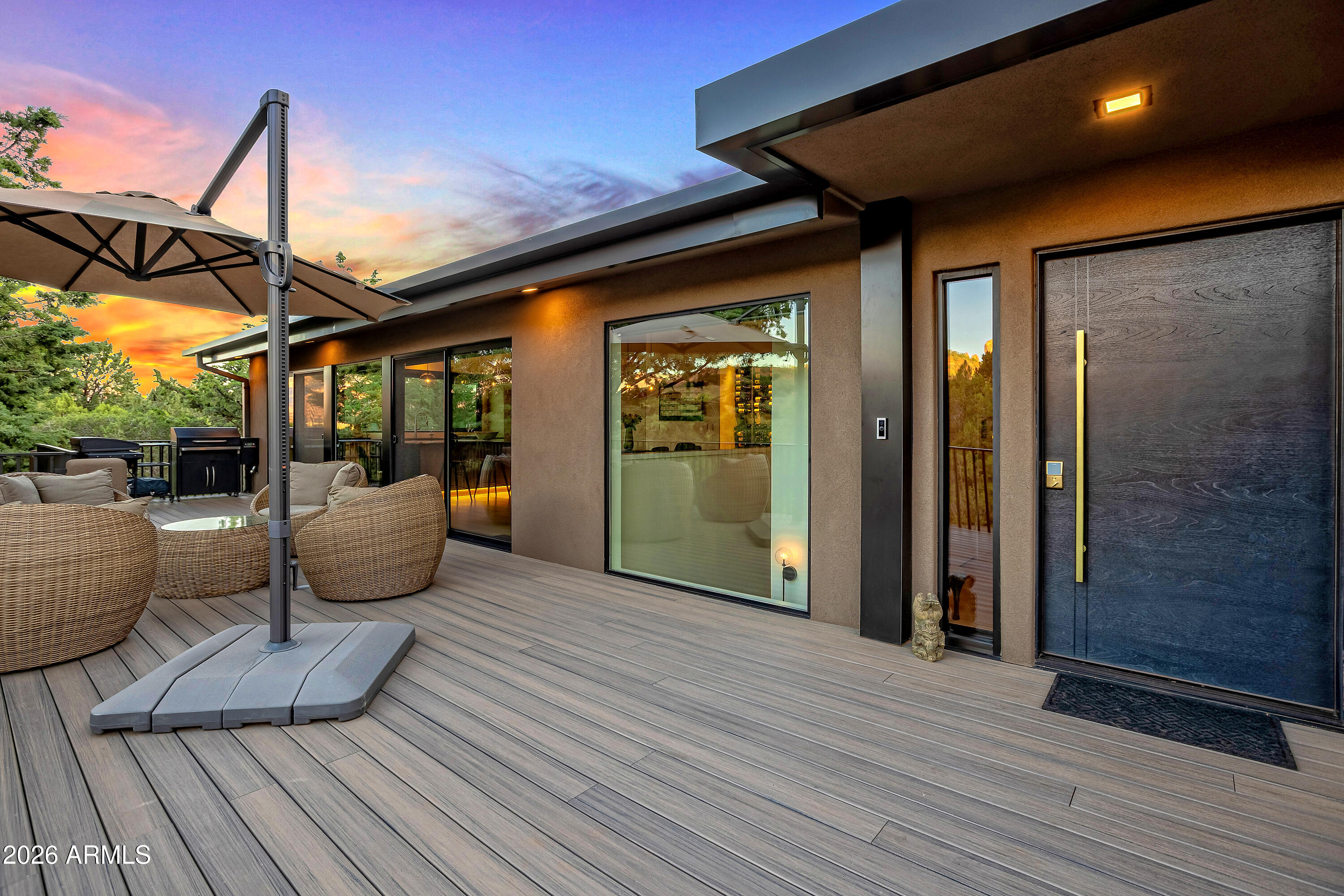 180 RIM SHADOWS Drive