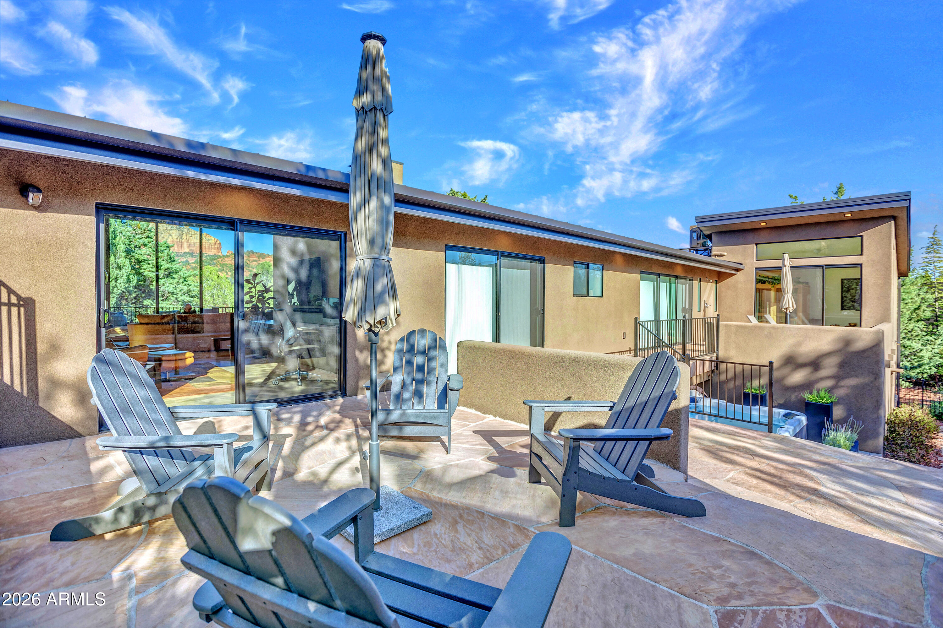 180 RIM SHADOWS Drive