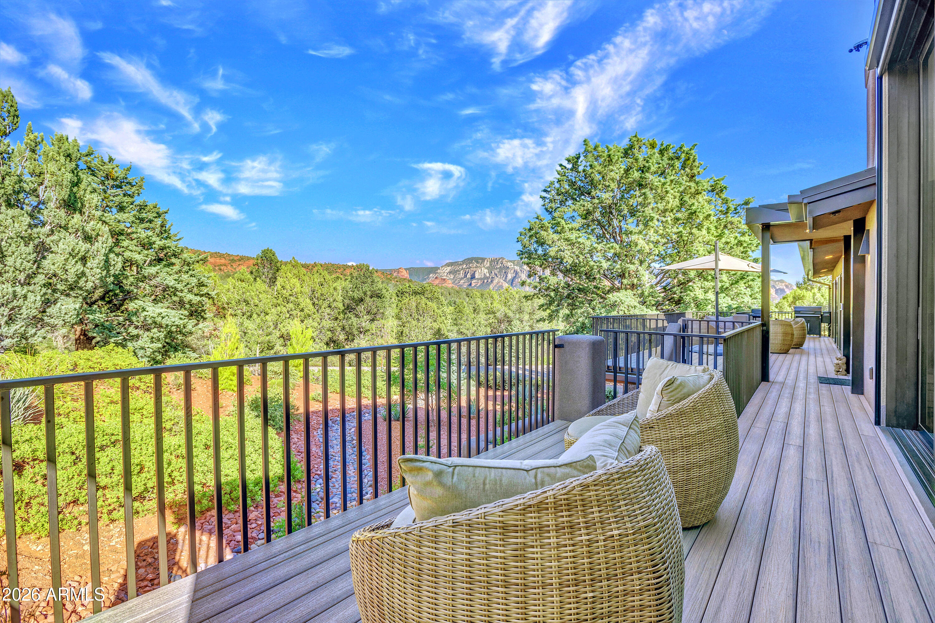 180 RIM SHADOWS Drive