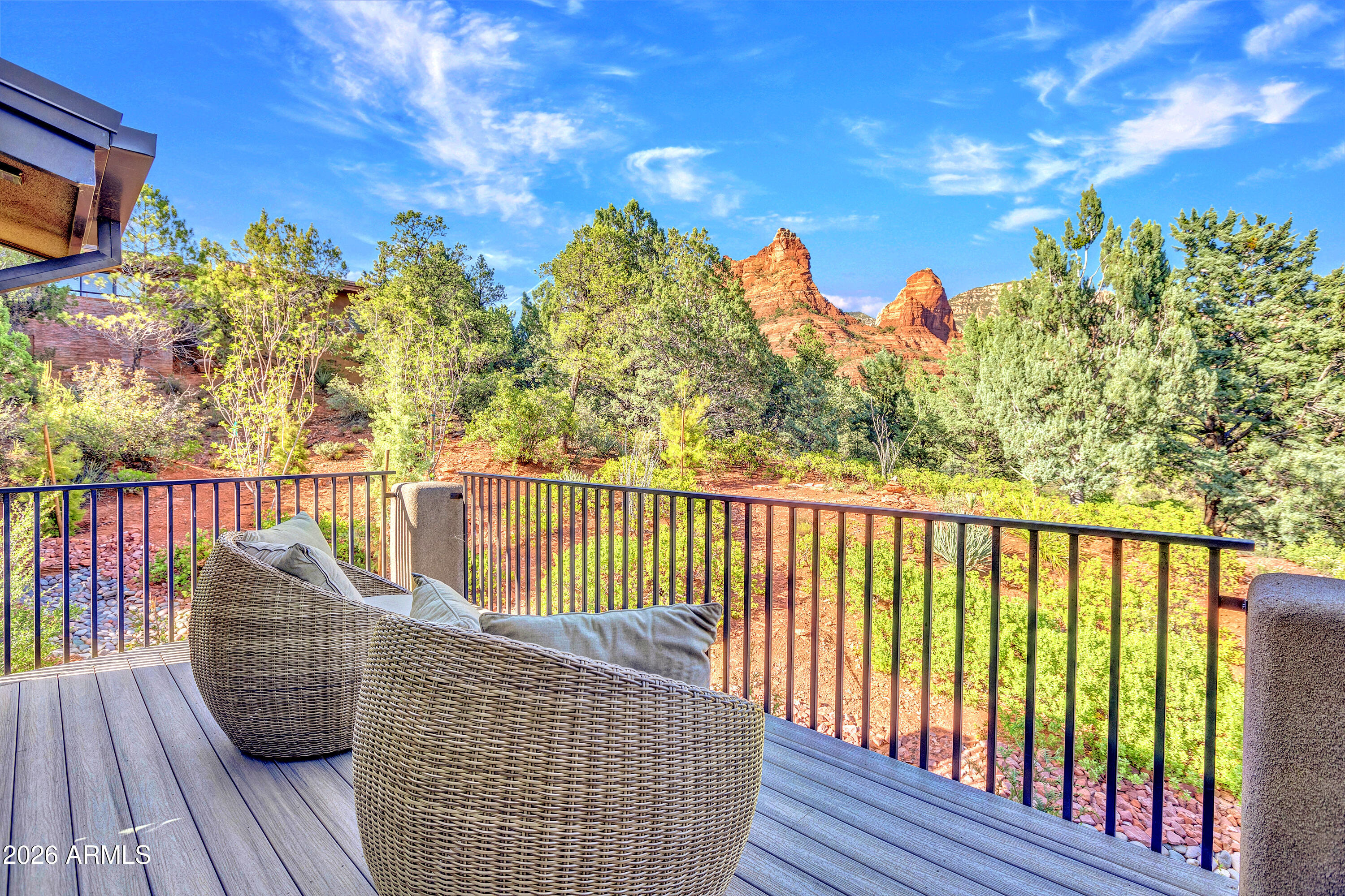 180 RIM SHADOWS Drive