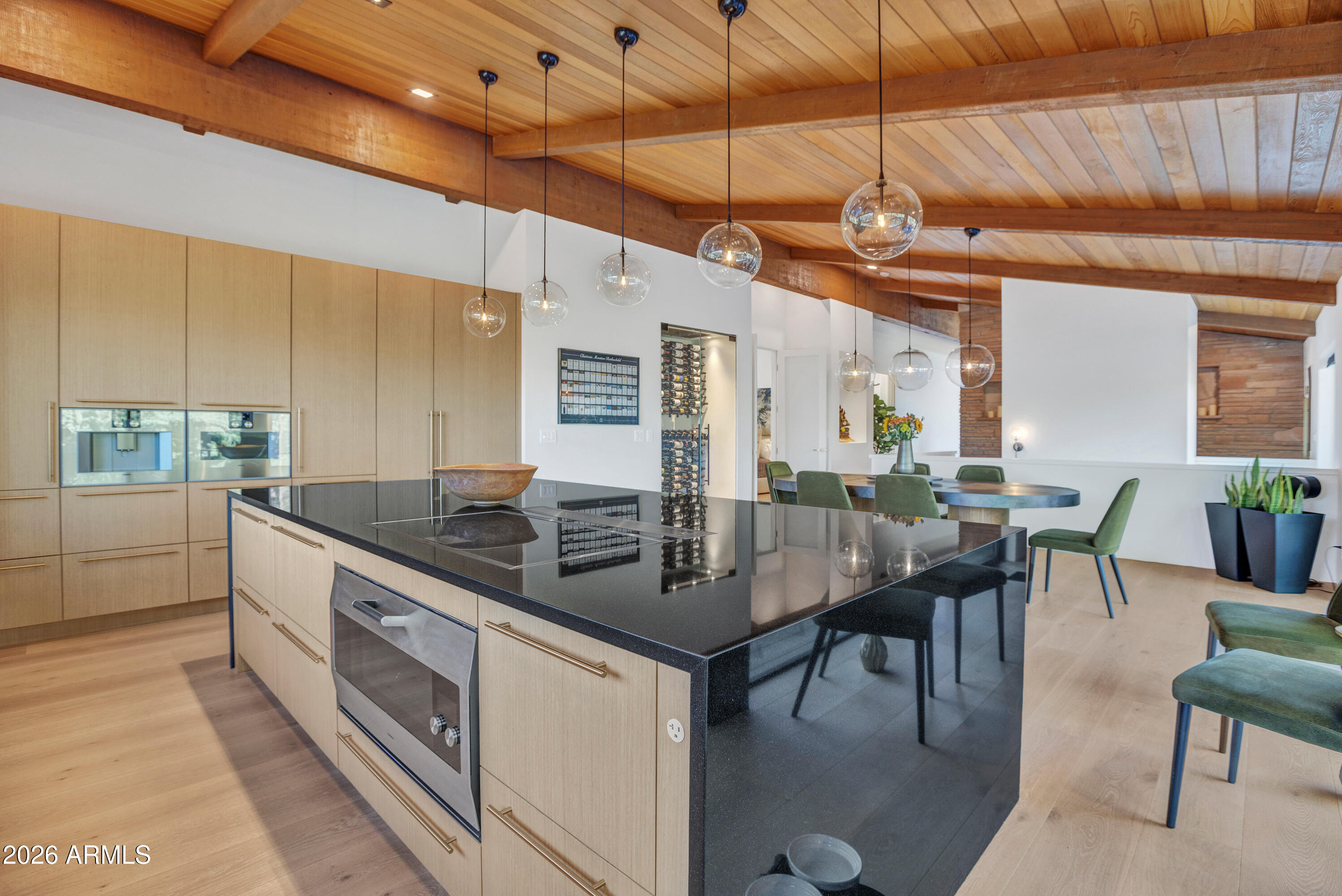 180 RIM SHADOWS Drive