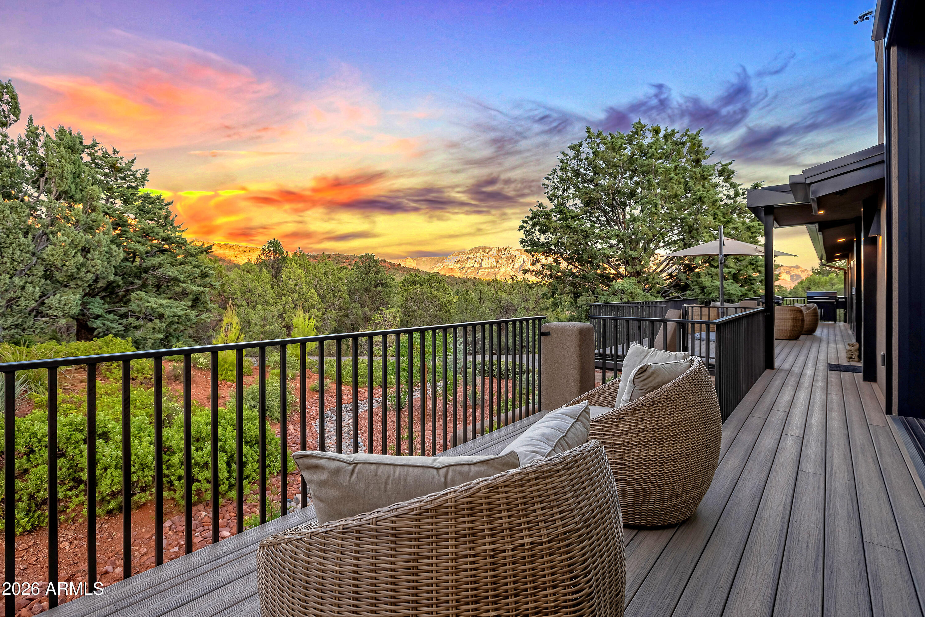 180 RIM SHADOWS Drive