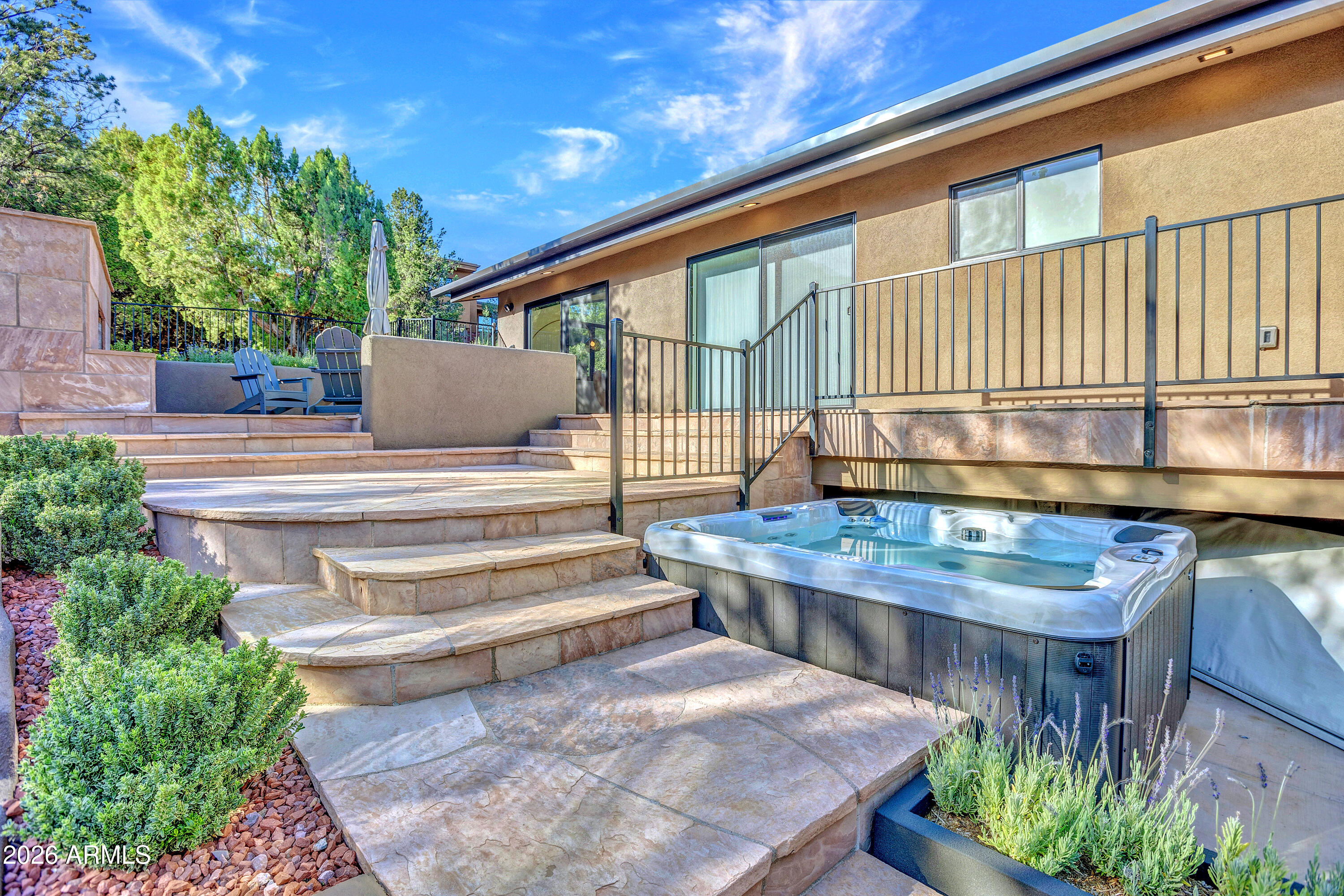 180 RIM SHADOWS Drive