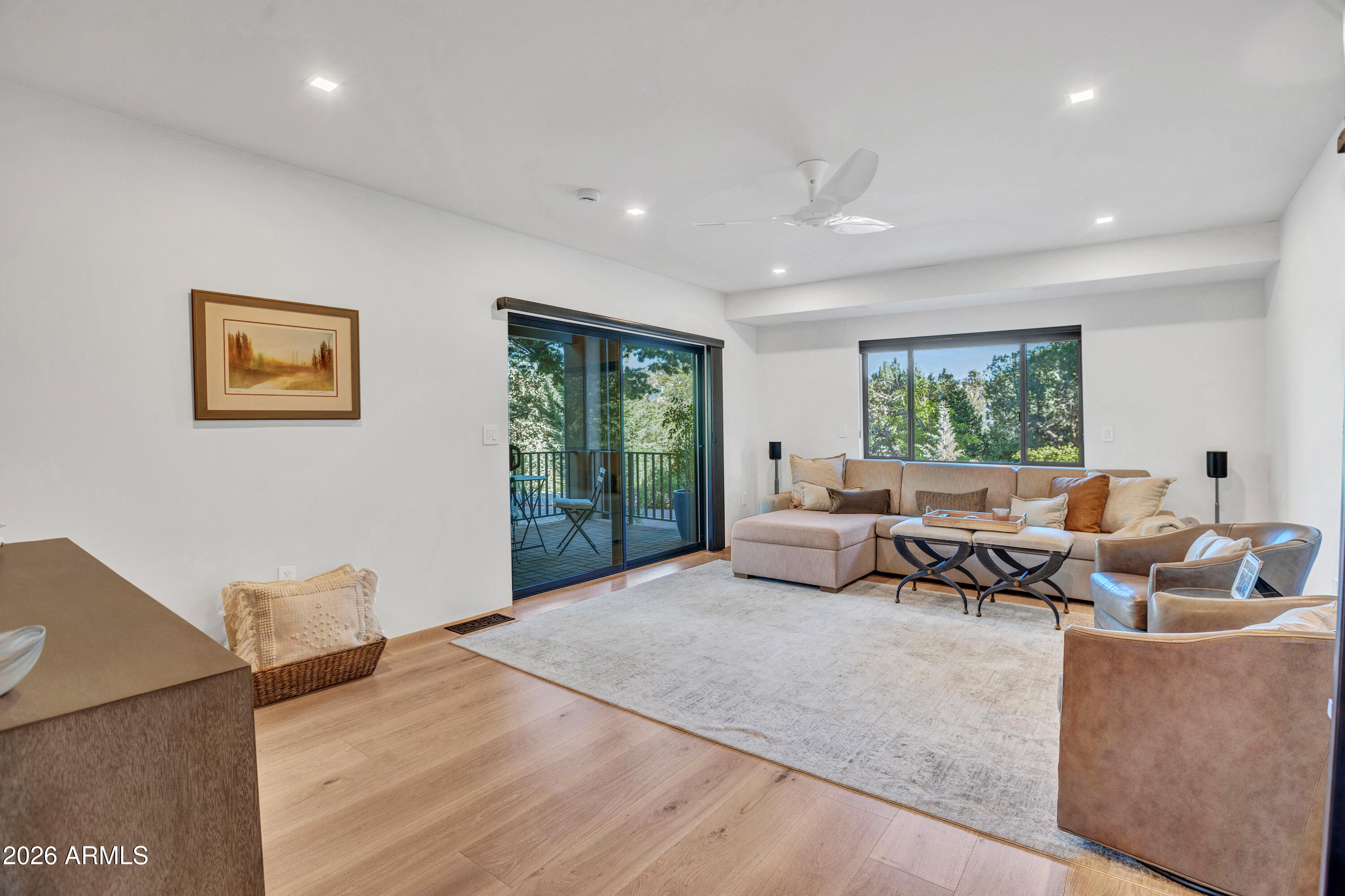 180 RIM SHADOWS Drive