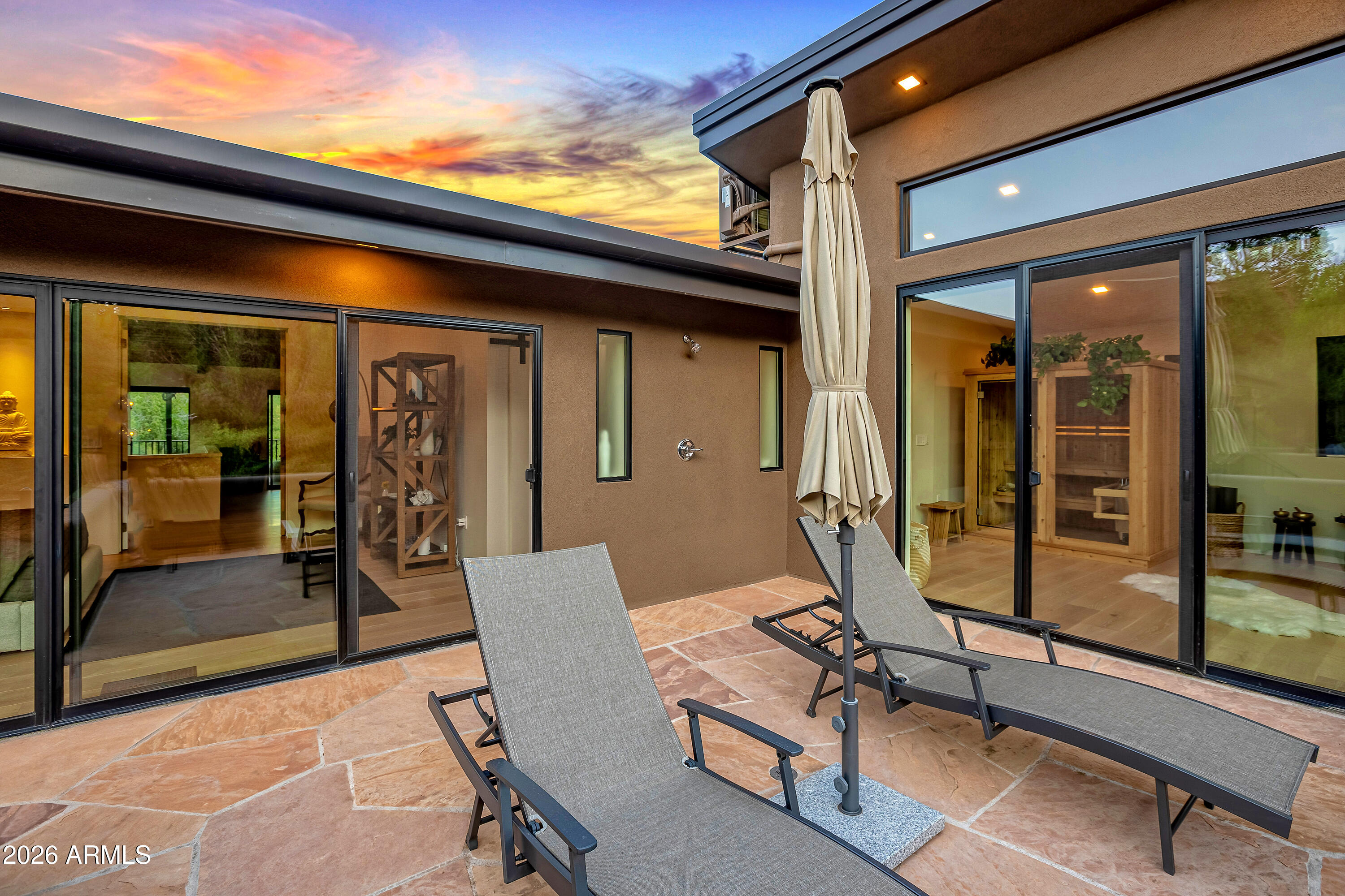 180 RIM SHADOWS Drive