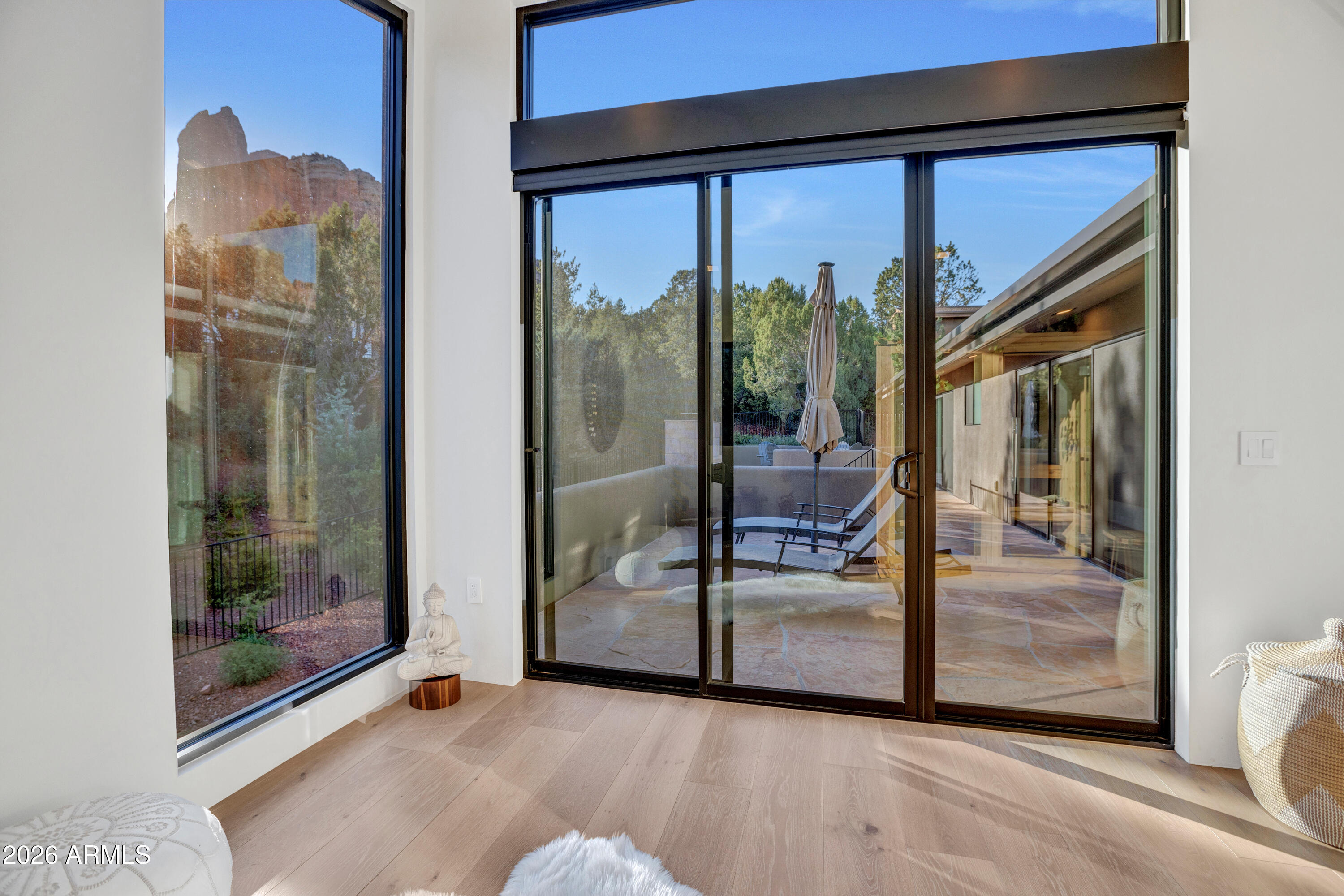 180 RIM SHADOWS Drive