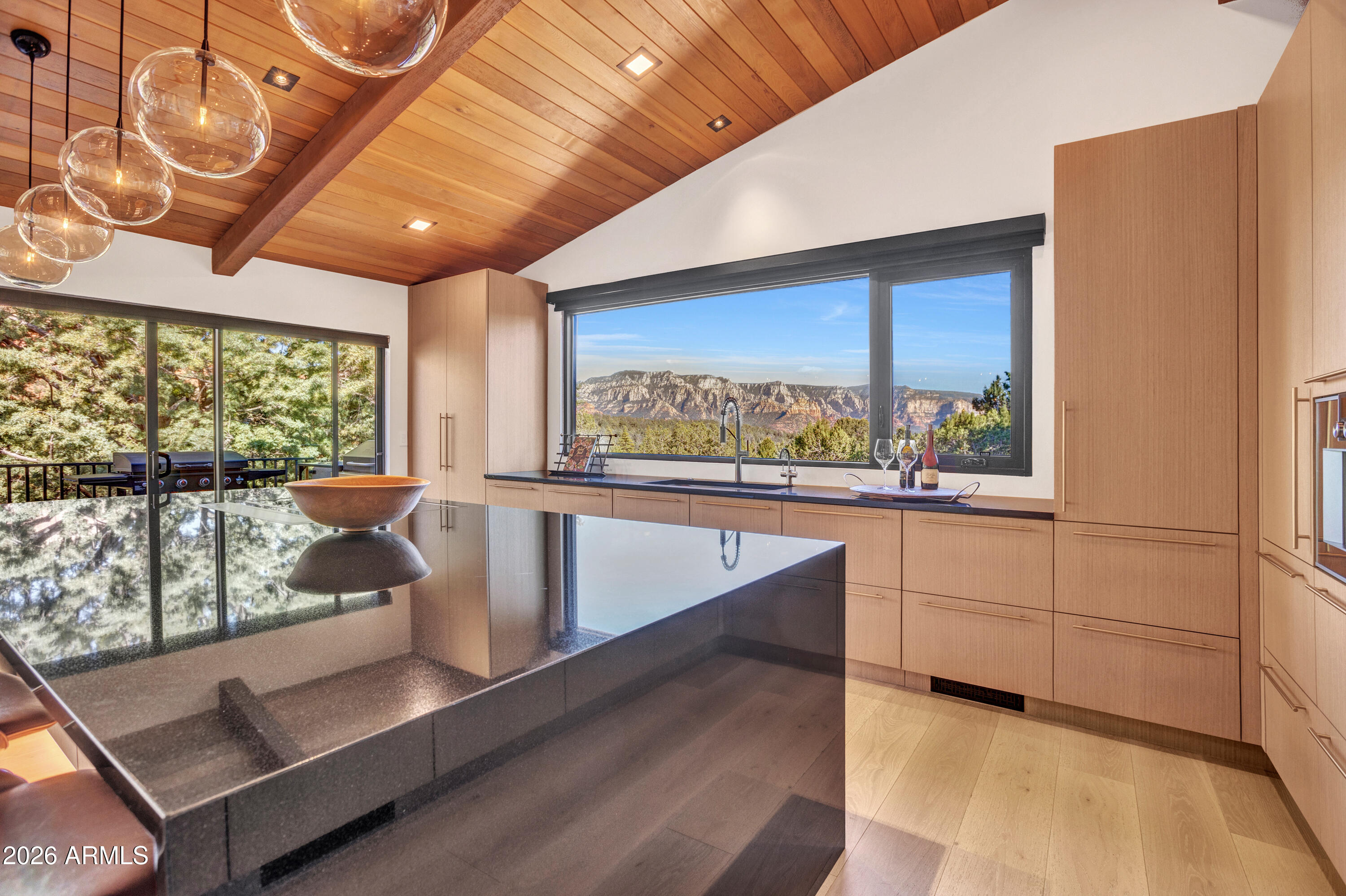 180 RIM SHADOWS Drive