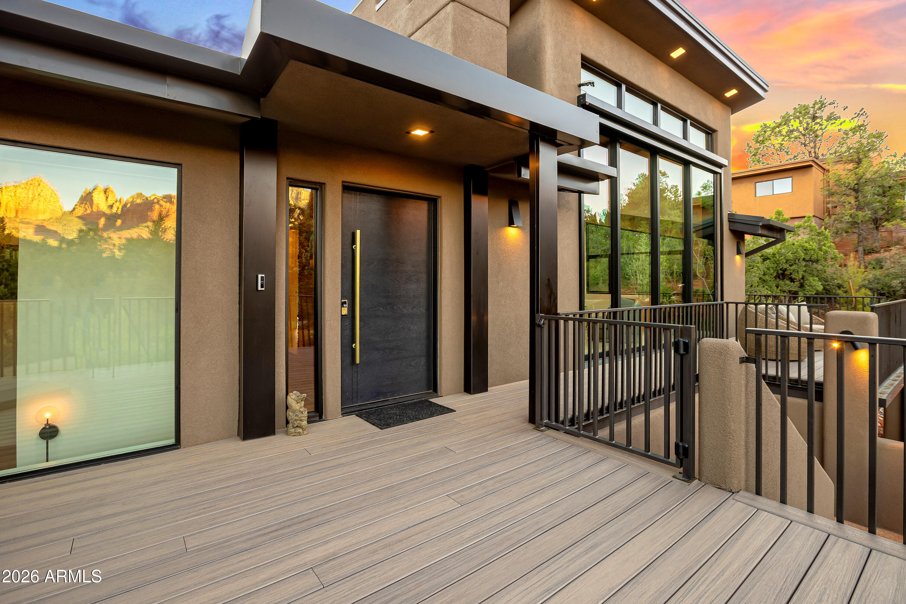 180 RIM SHADOWS Drive