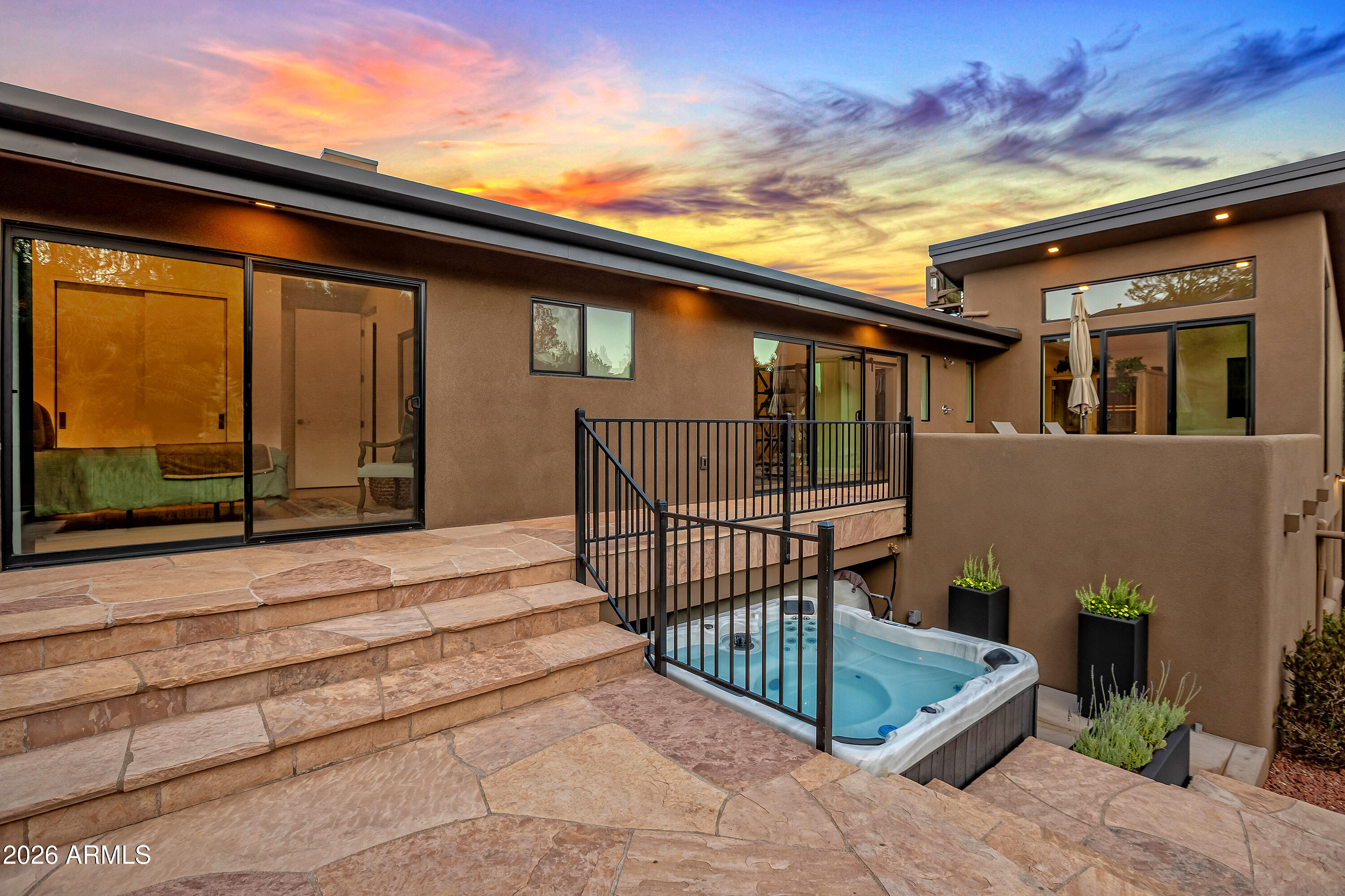 180 RIM SHADOWS Drive