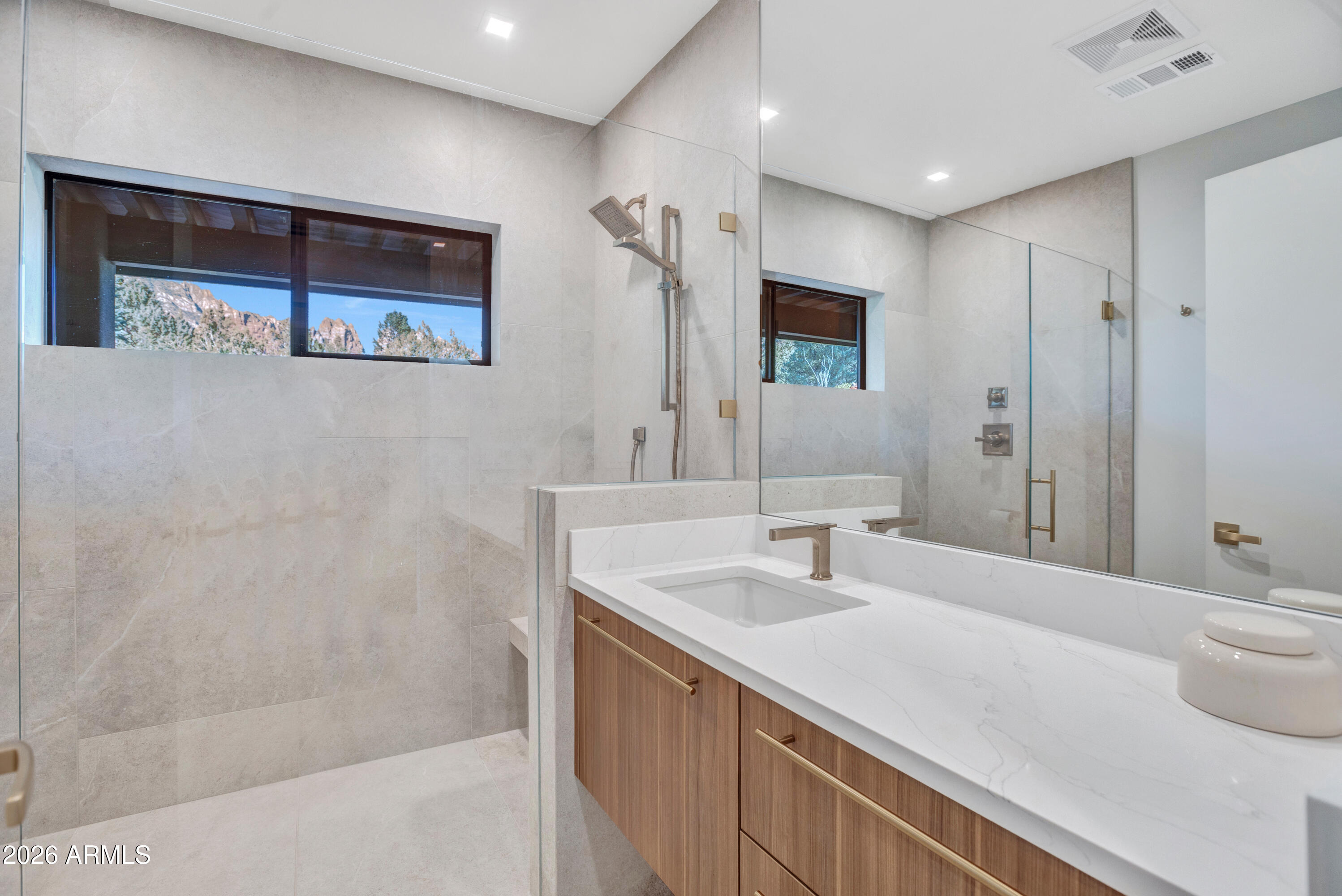 180 RIM SHADOWS Drive