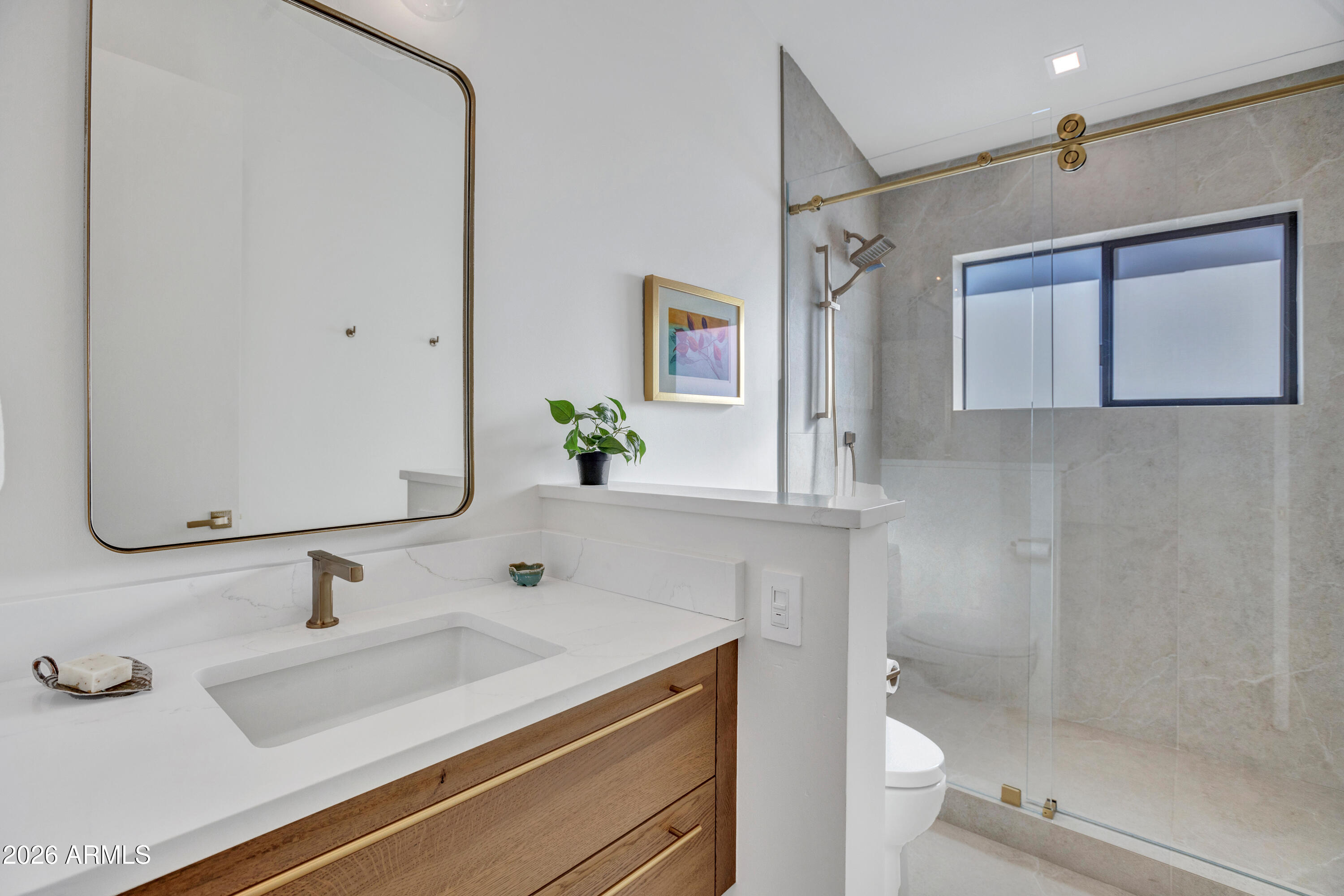 180 RIM SHADOWS Drive