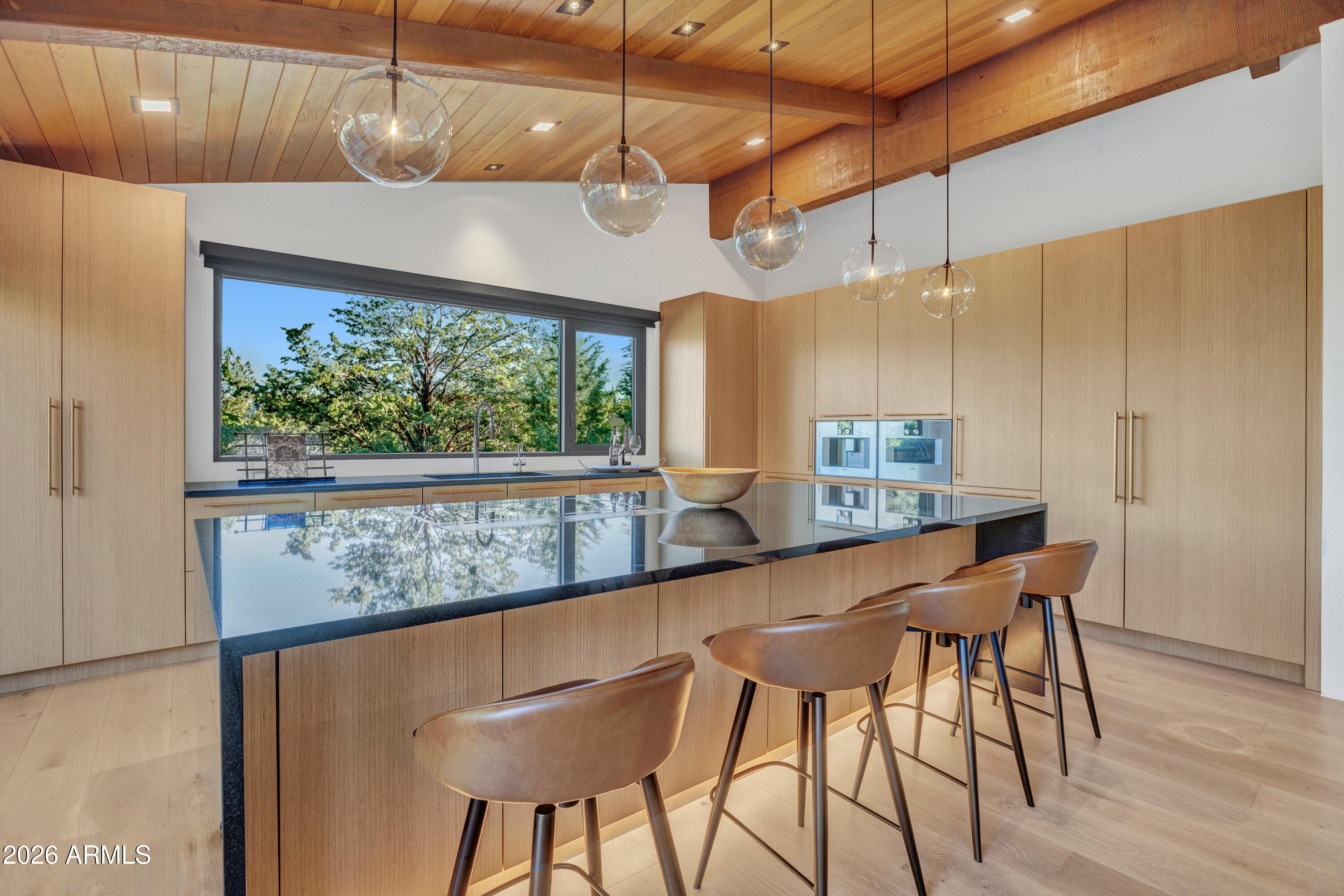 180 RIM SHADOWS Drive