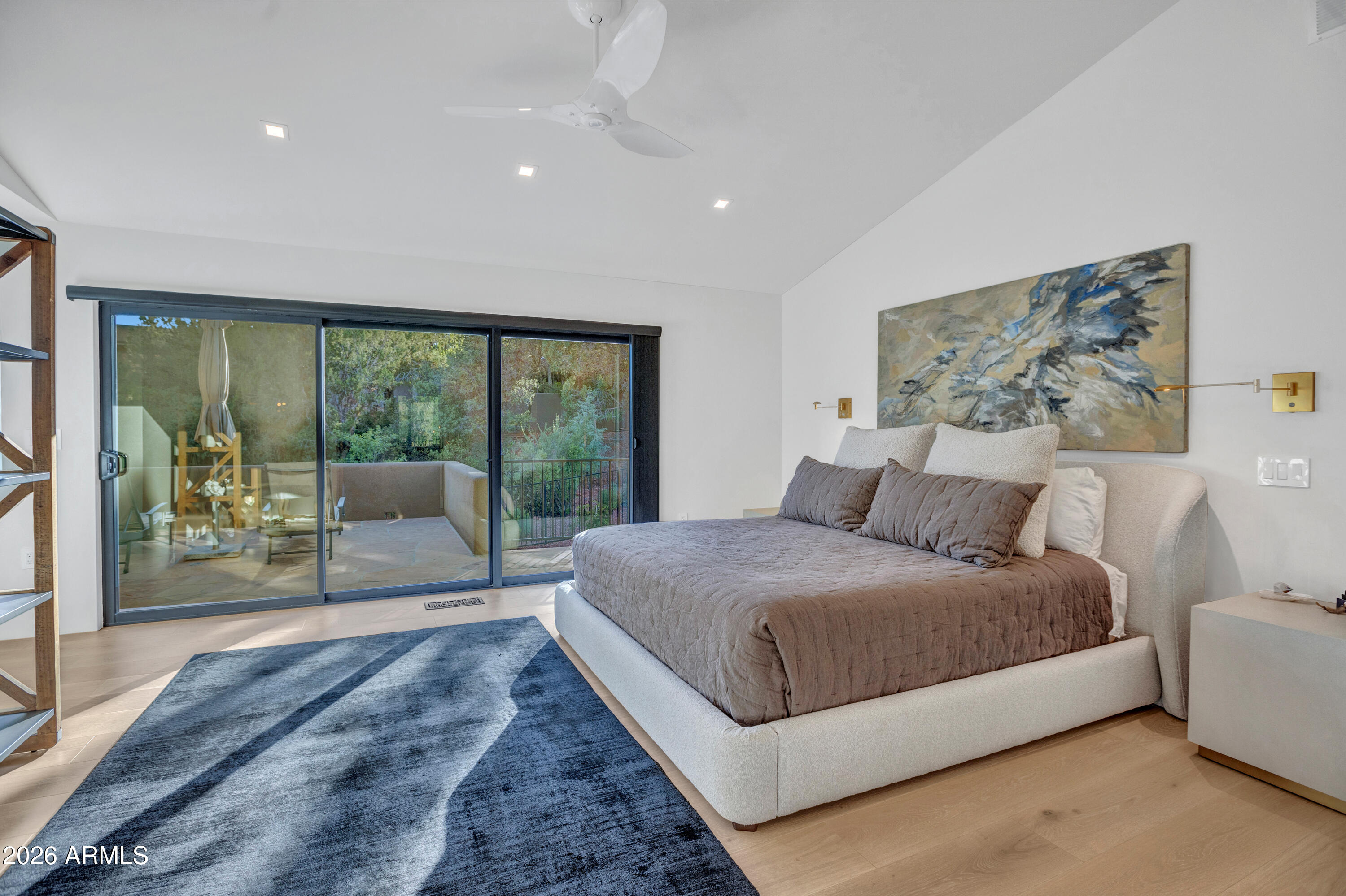 180 RIM SHADOWS Drive