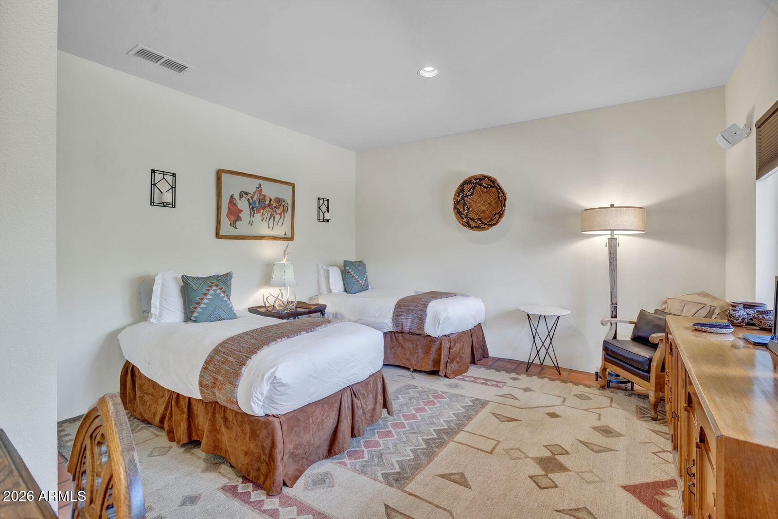 380 MANZANITA Drive