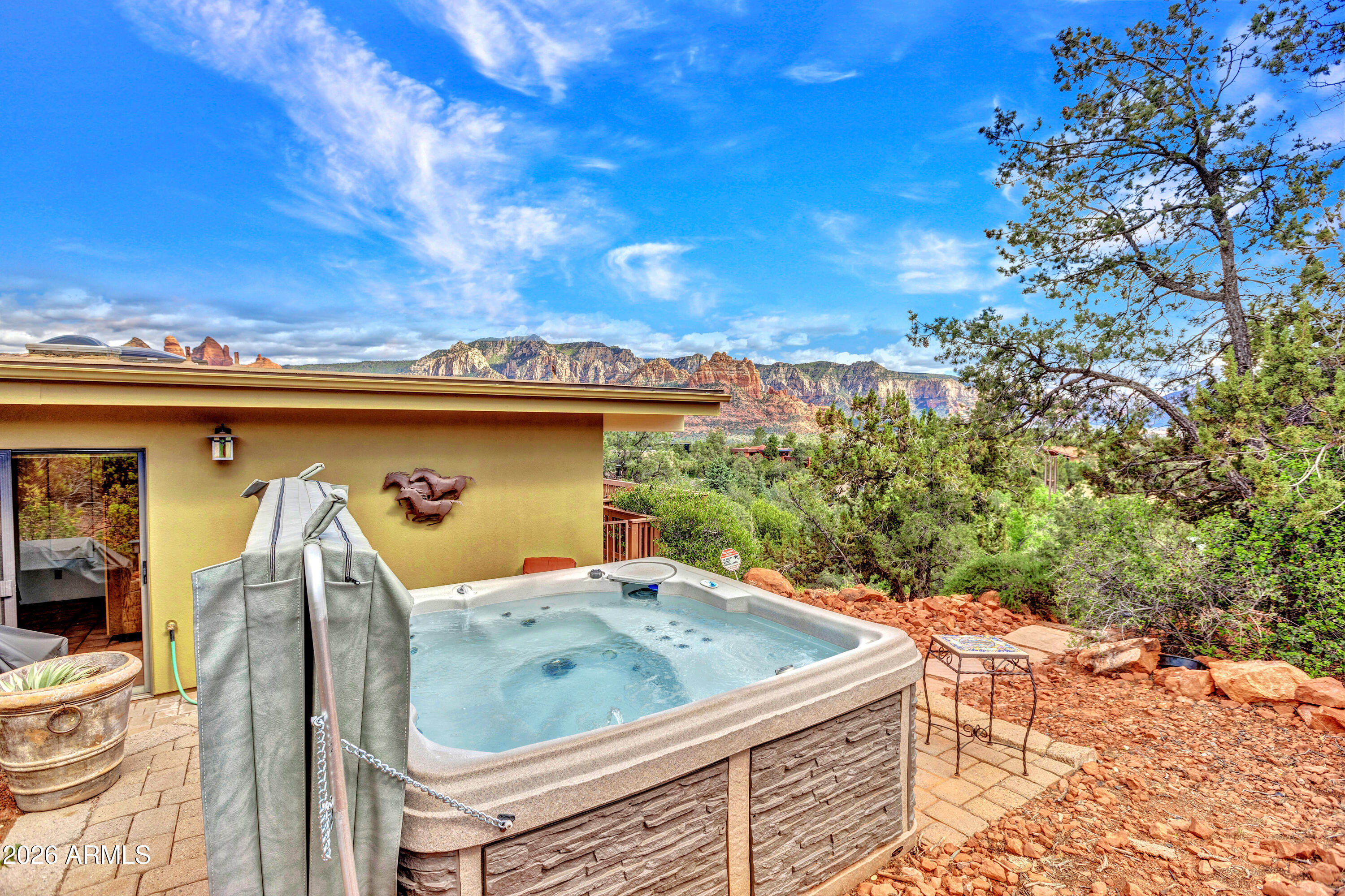 380 MANZANITA Drive