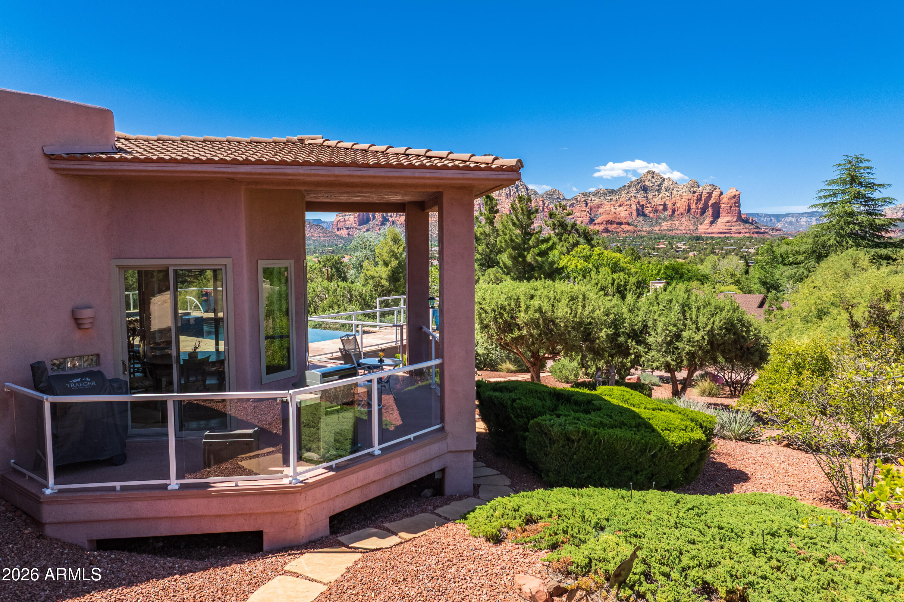 105 ROCKRIDGE Drive