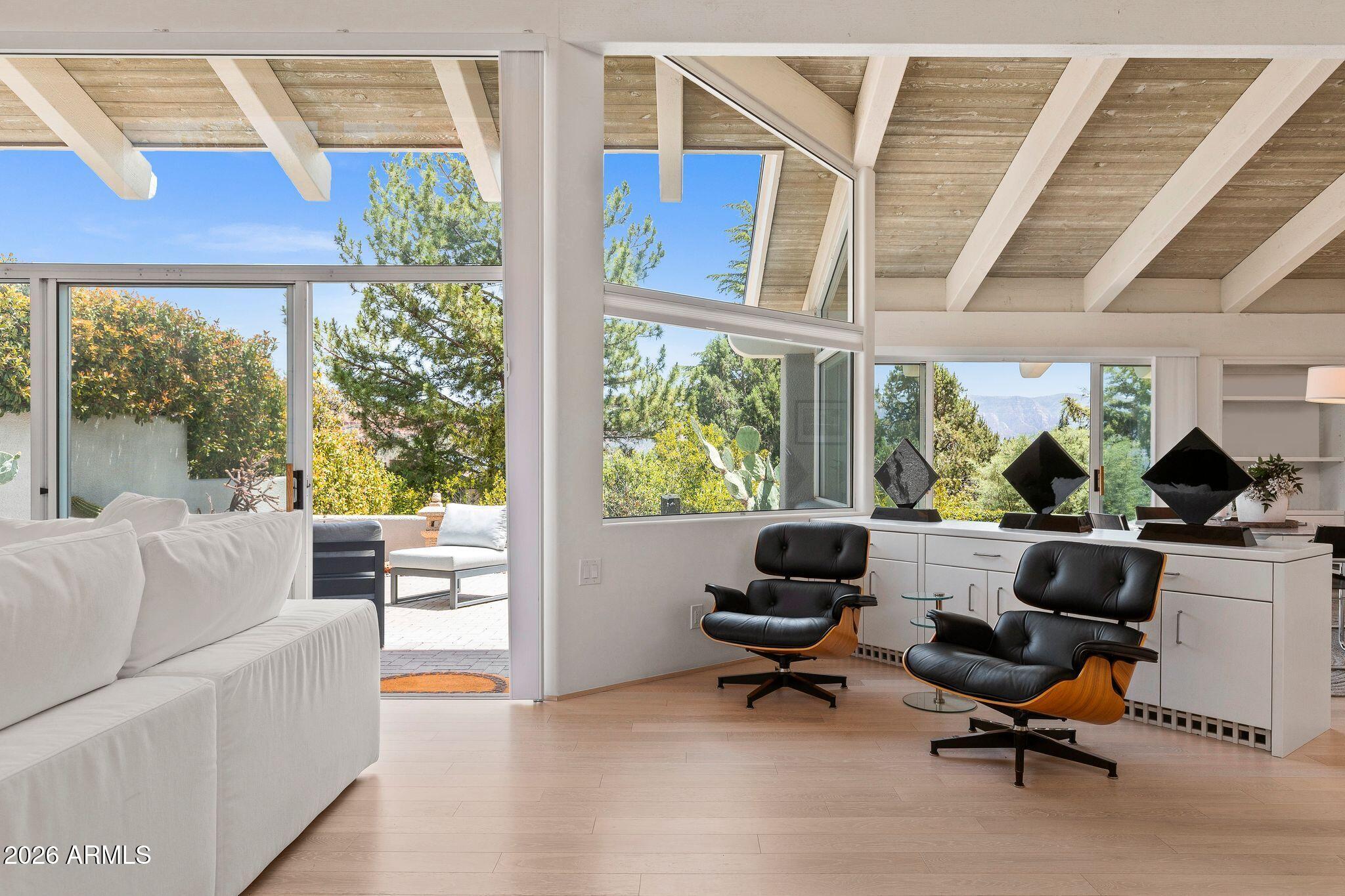 204 Shadow Mountain Drive