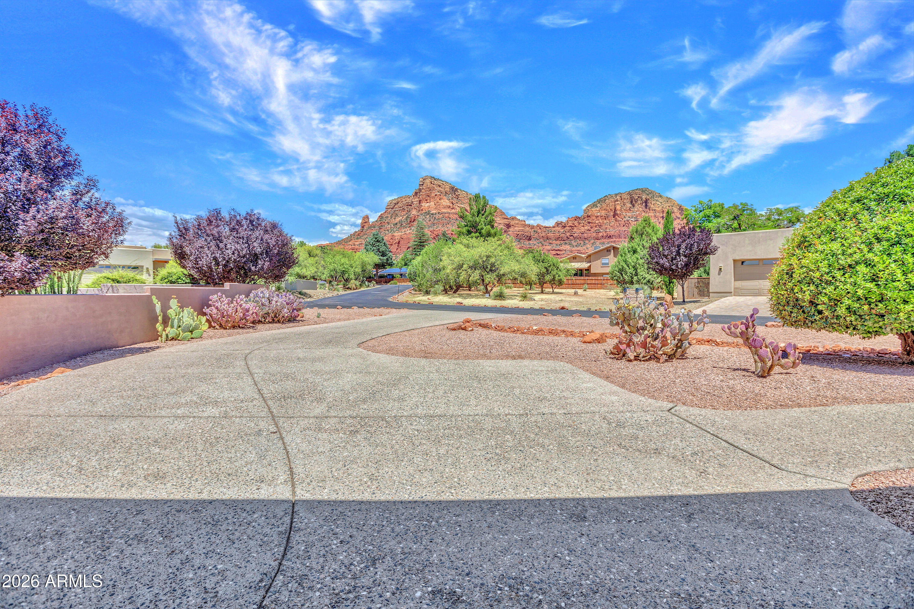 215 Indian Cliffs Road