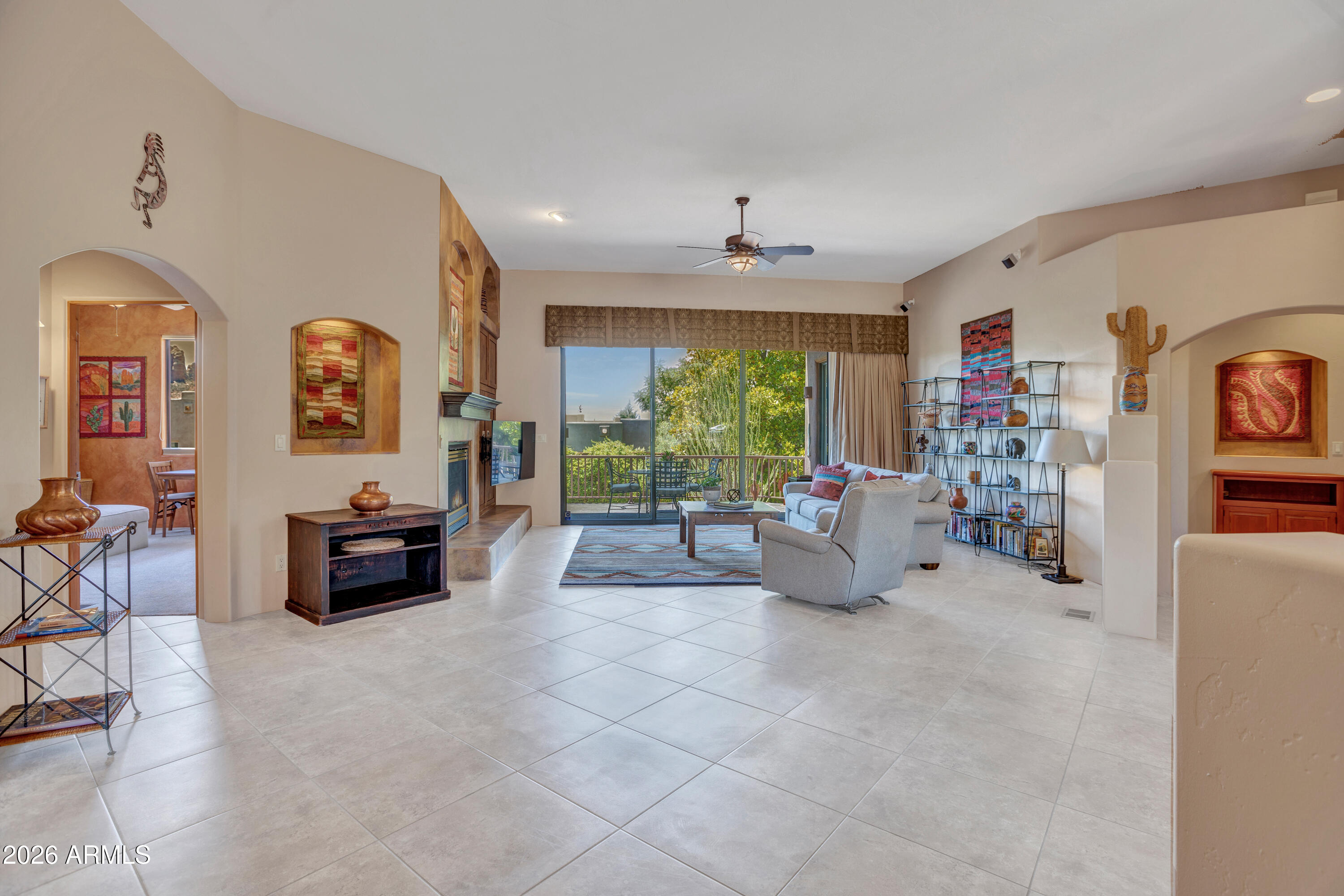 215 Indian Cliffs Road