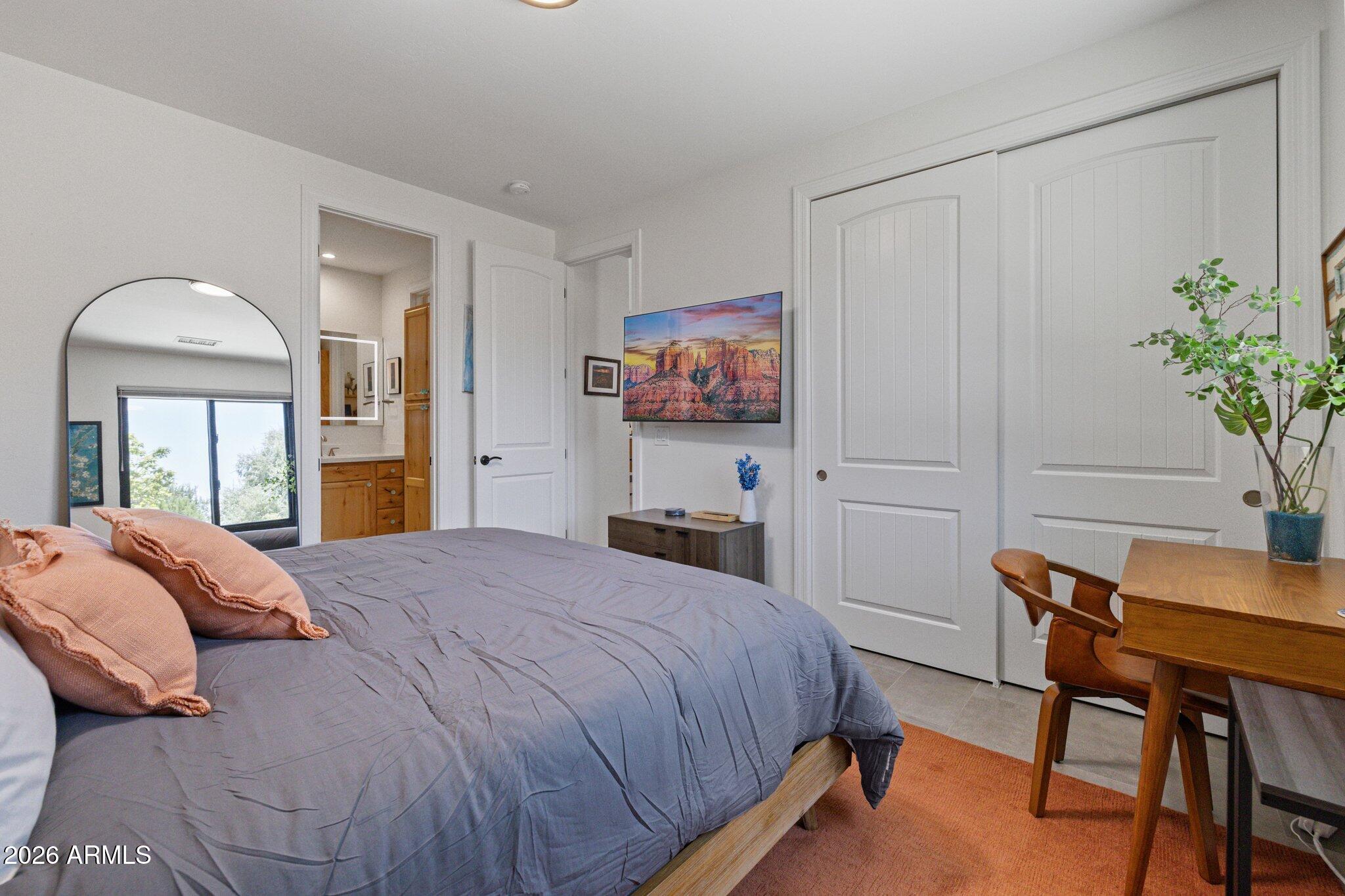 160 QUAIL HOLLOW Drive