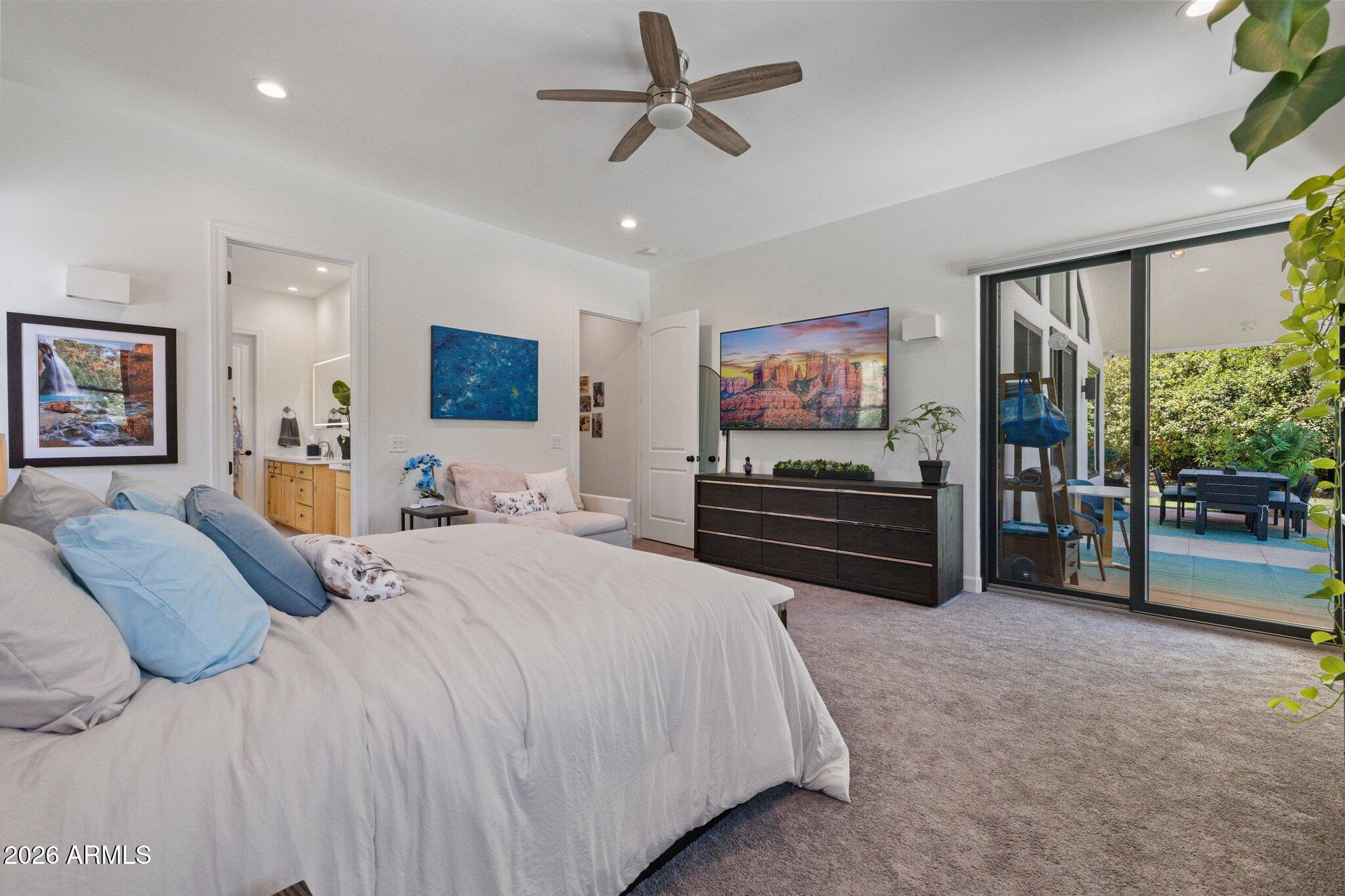 160 QUAIL HOLLOW Drive