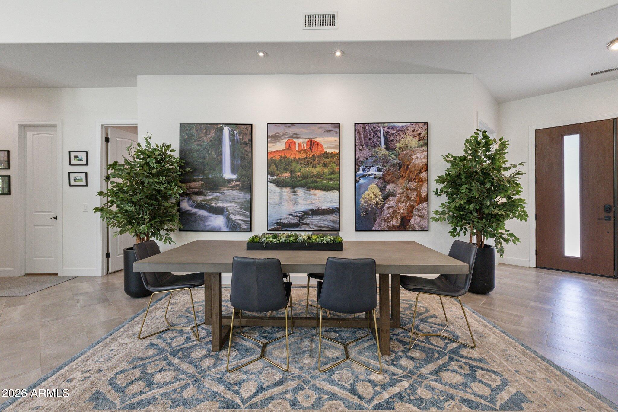 160 QUAIL HOLLOW Drive