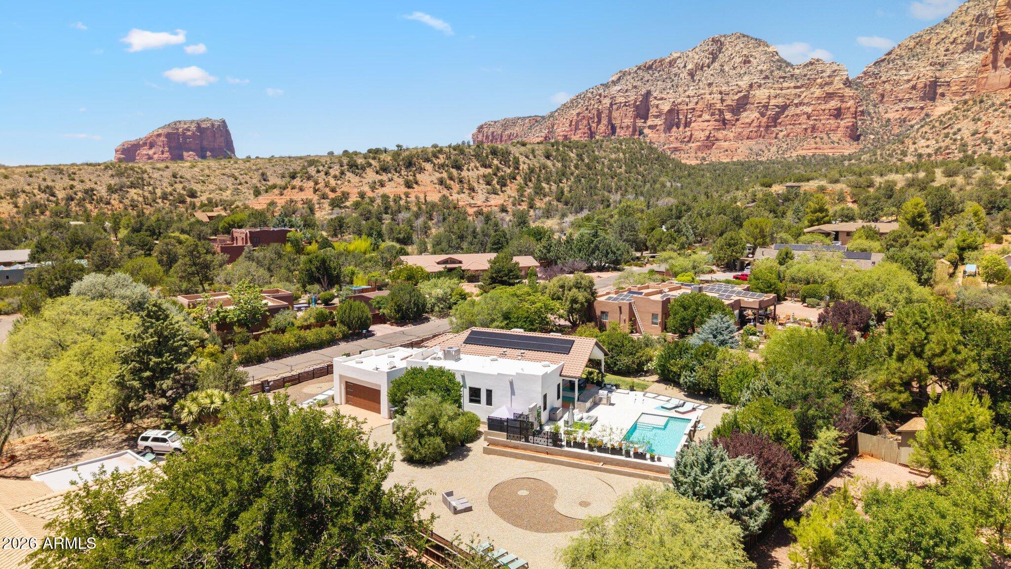 160 QUAIL HOLLOW Drive