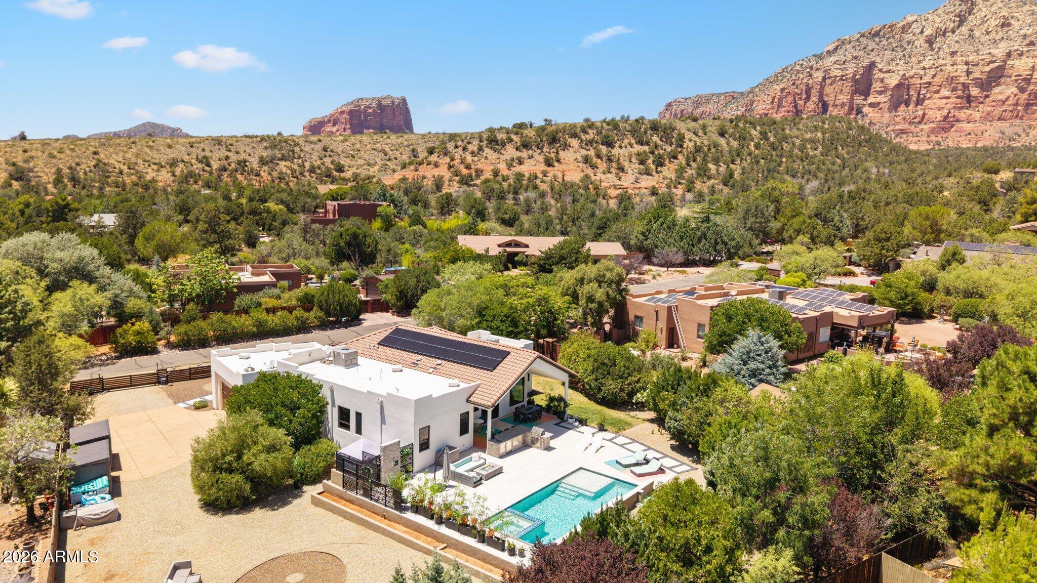 160 QUAIL HOLLOW Drive