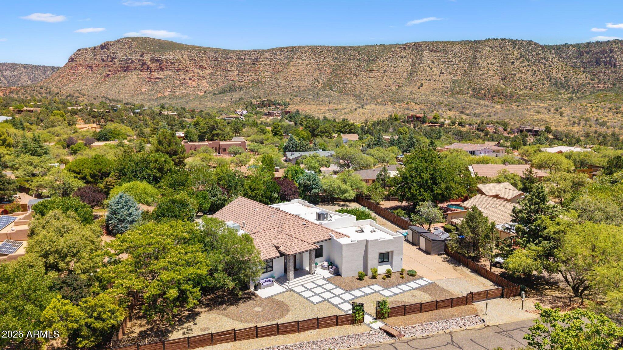 160 QUAIL HOLLOW Drive