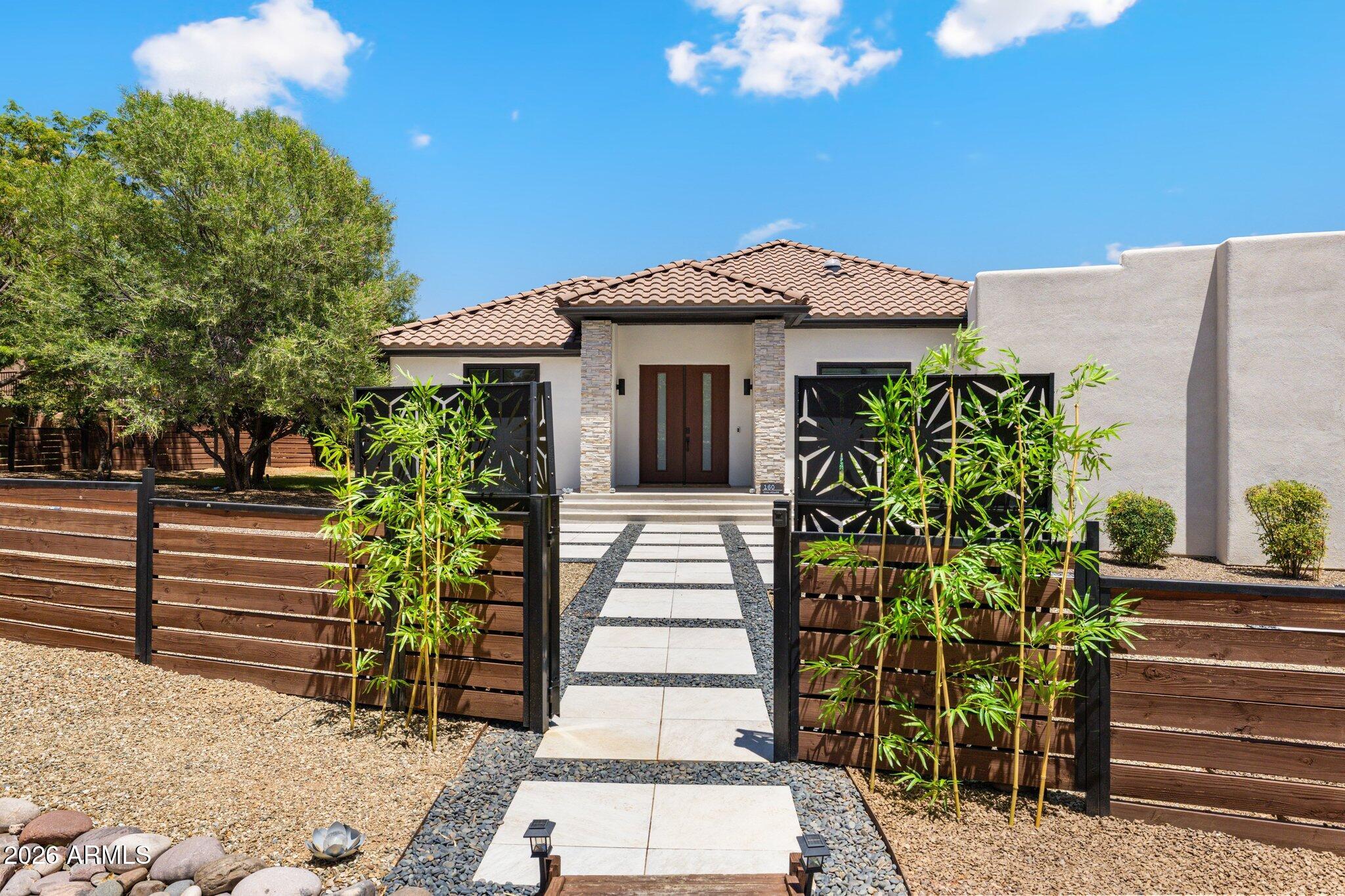 160 QUAIL HOLLOW Drive
