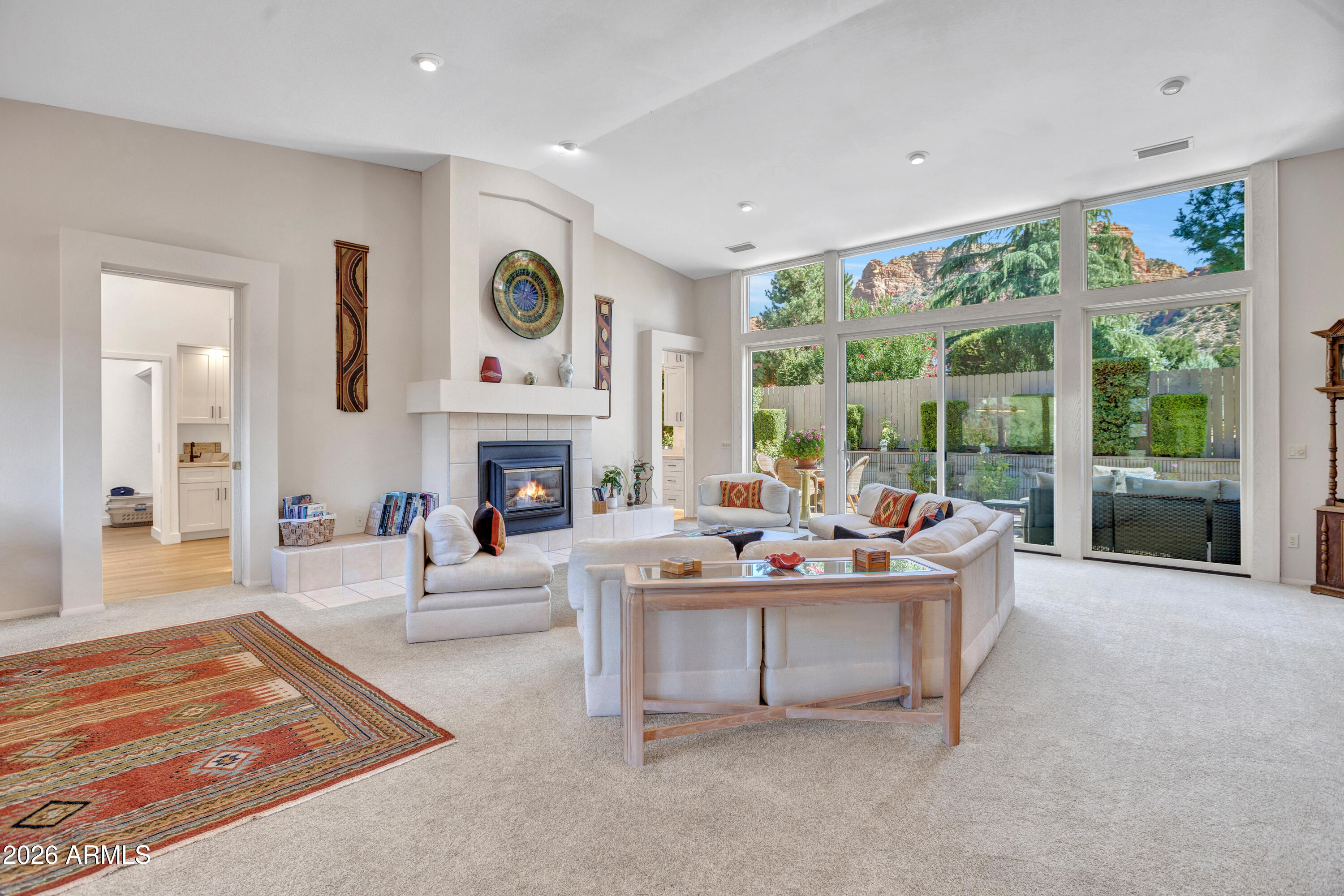10 SANDROCK Road