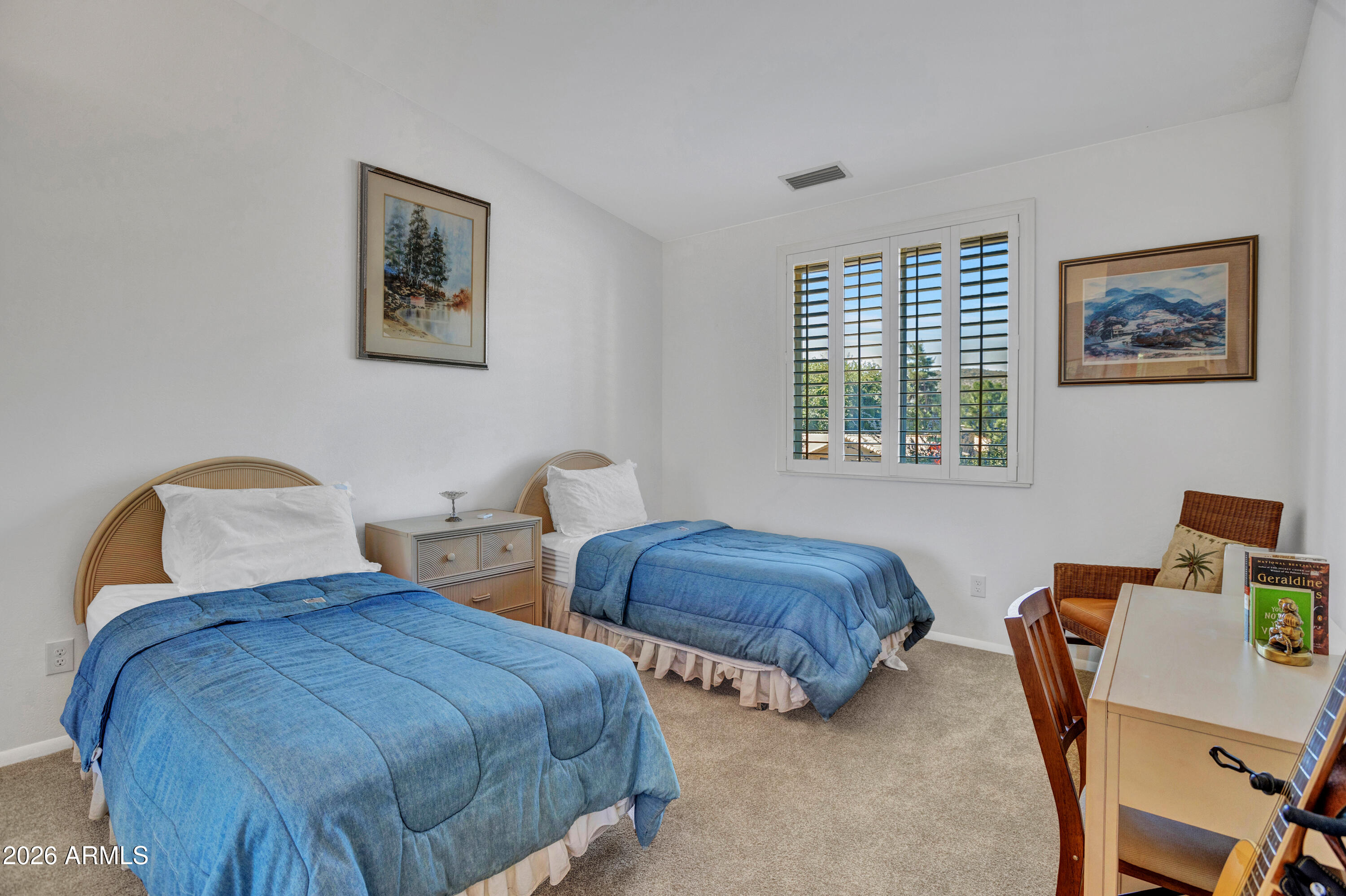 10 SANDROCK Road