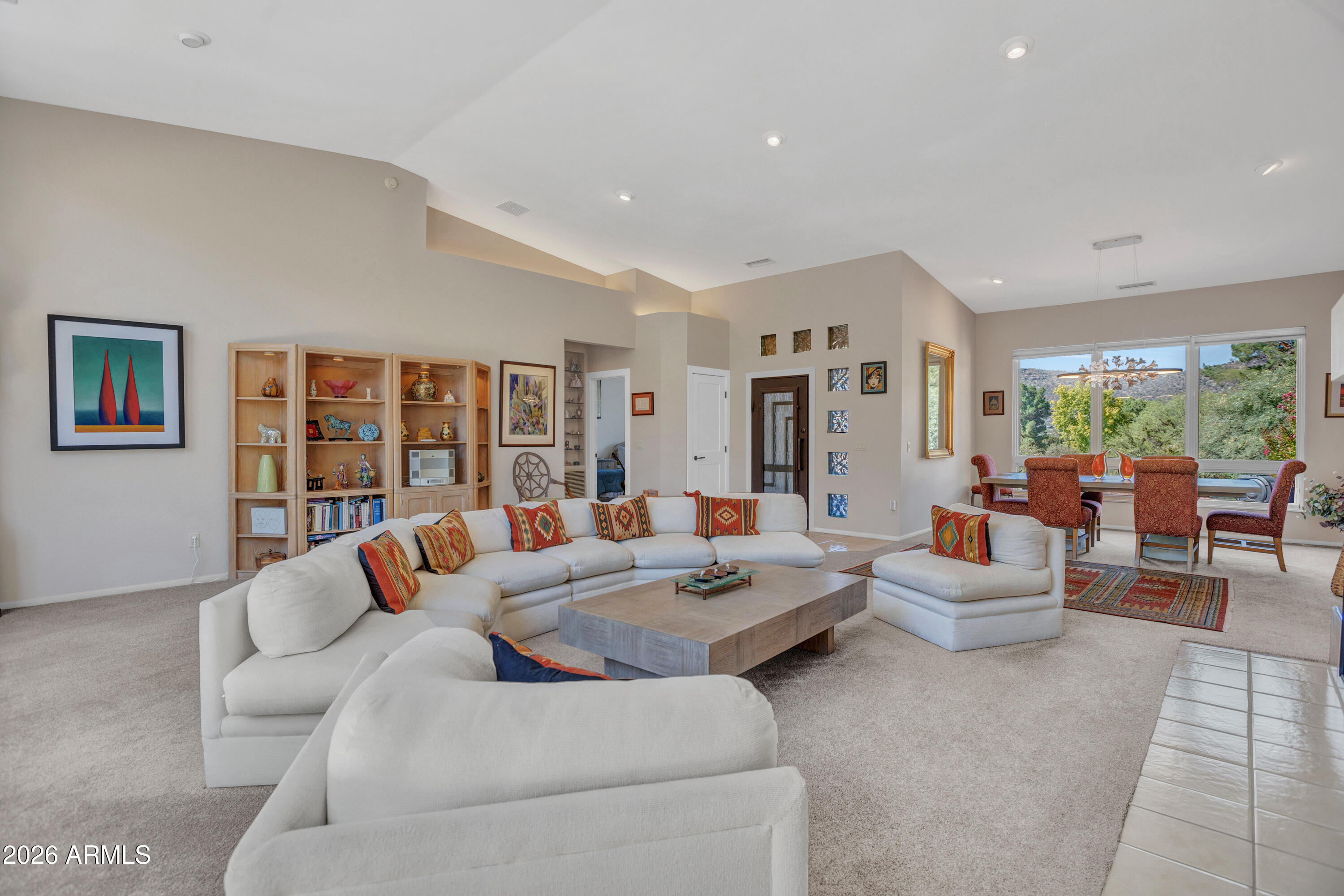 10 SANDROCK Road