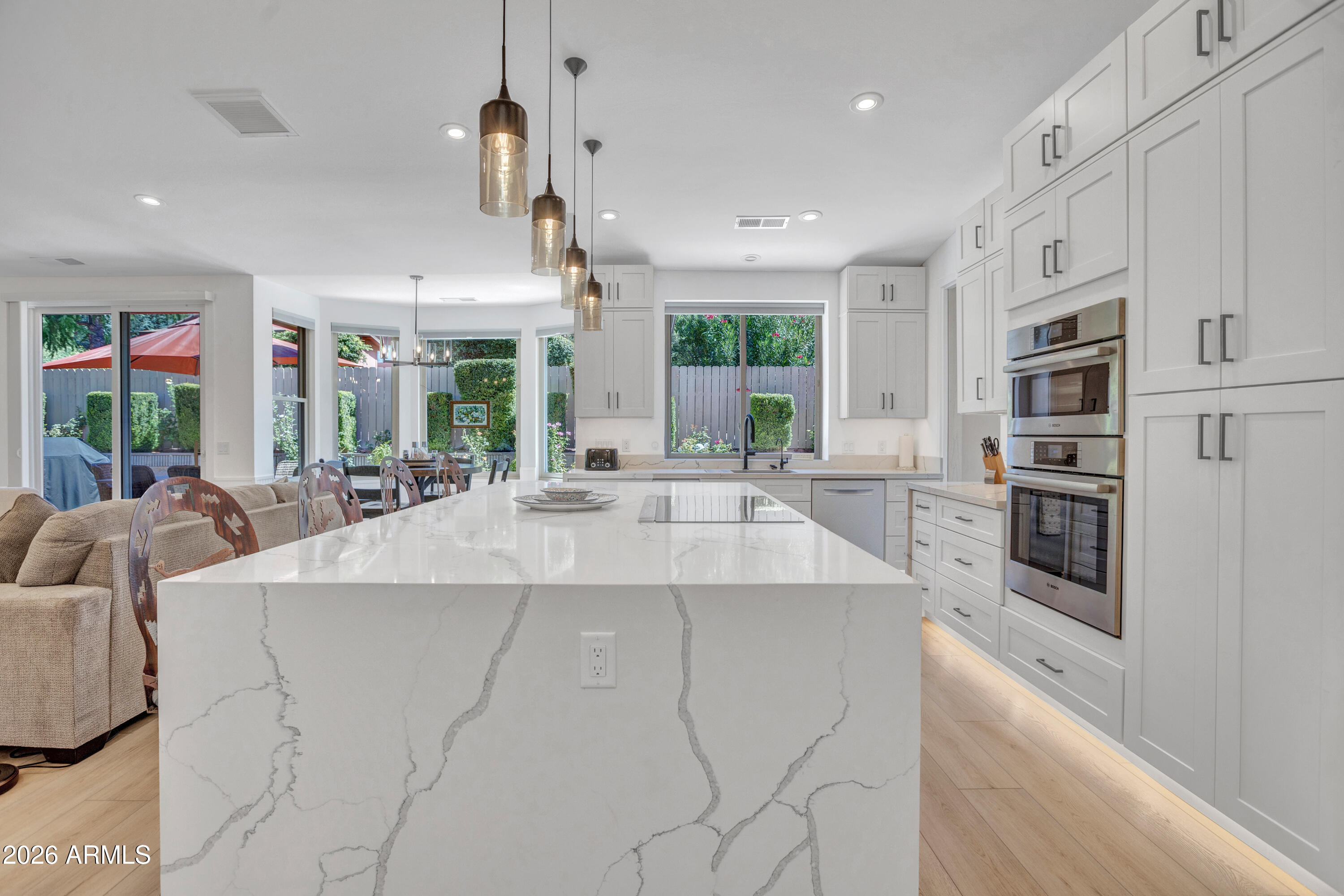 10 SANDROCK Road