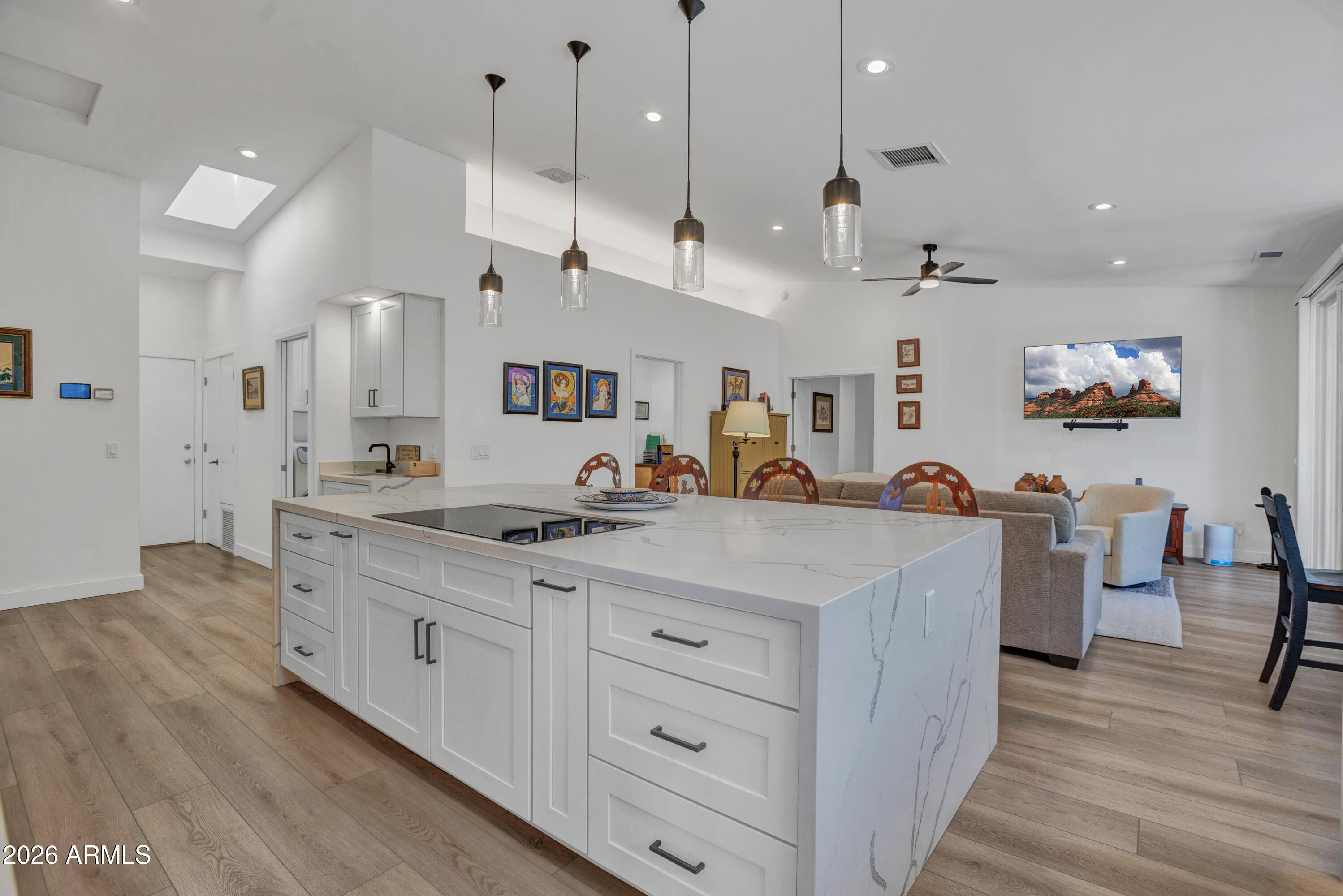 10 SANDROCK Road