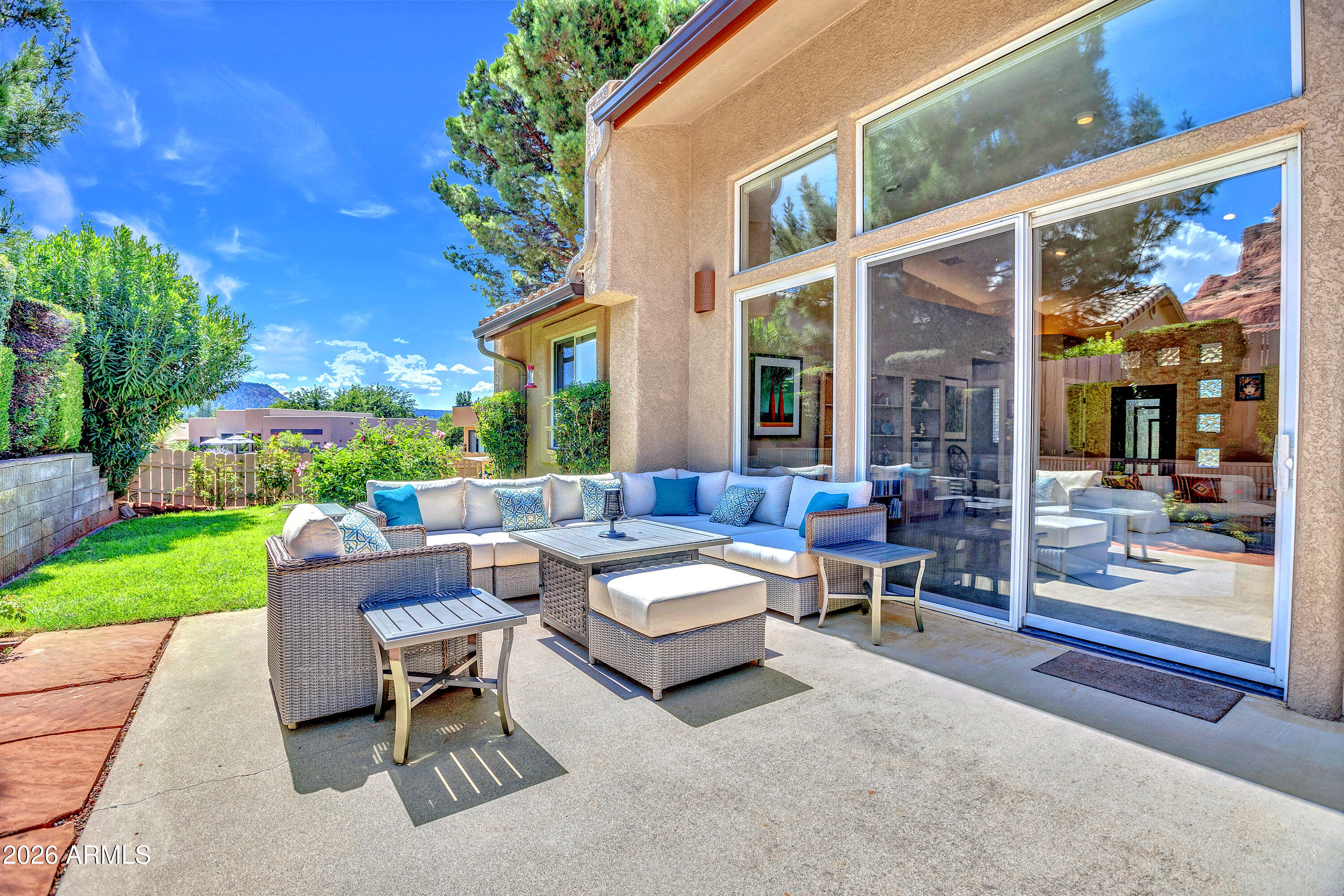 10 SANDROCK Road