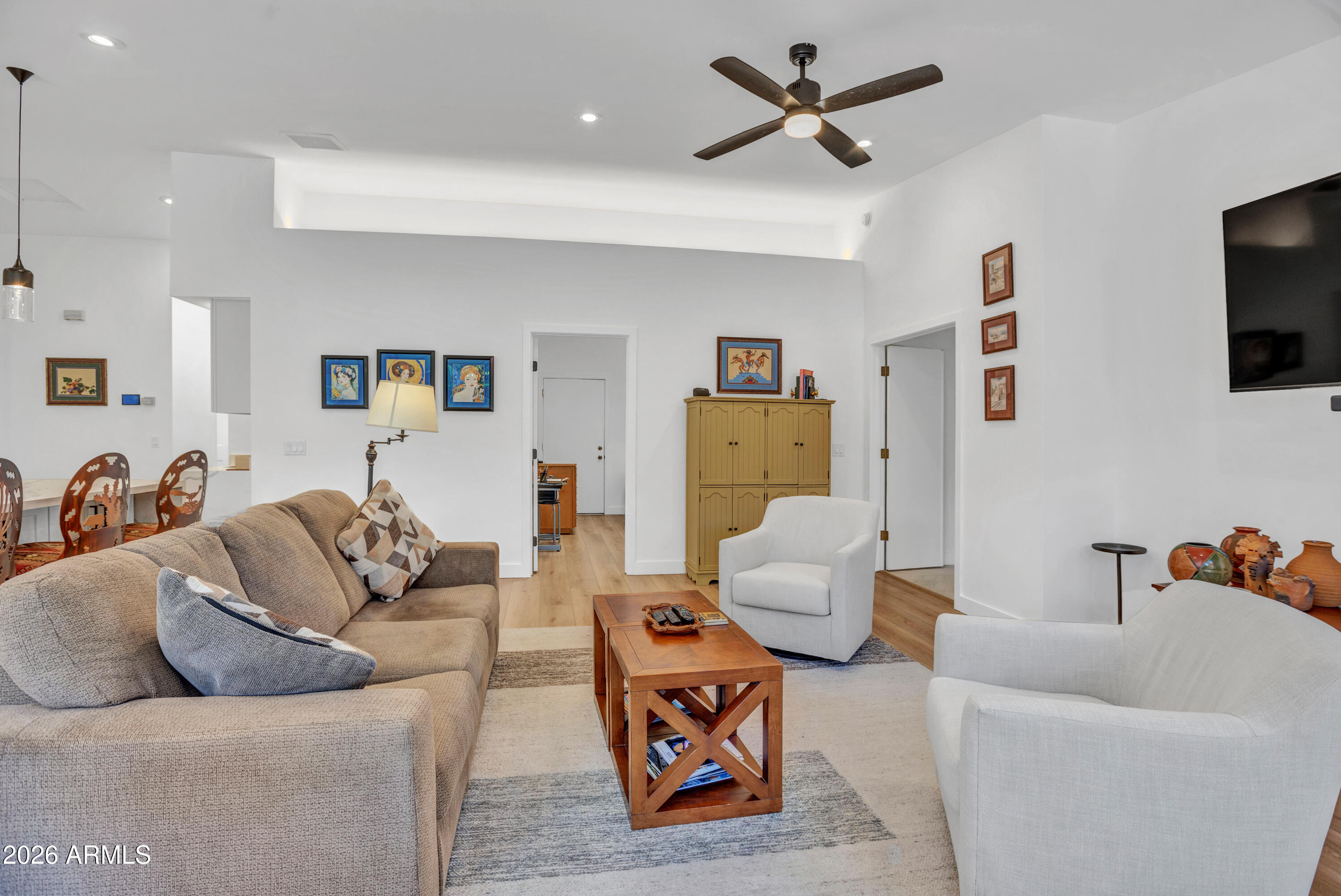 10 SANDROCK Road
