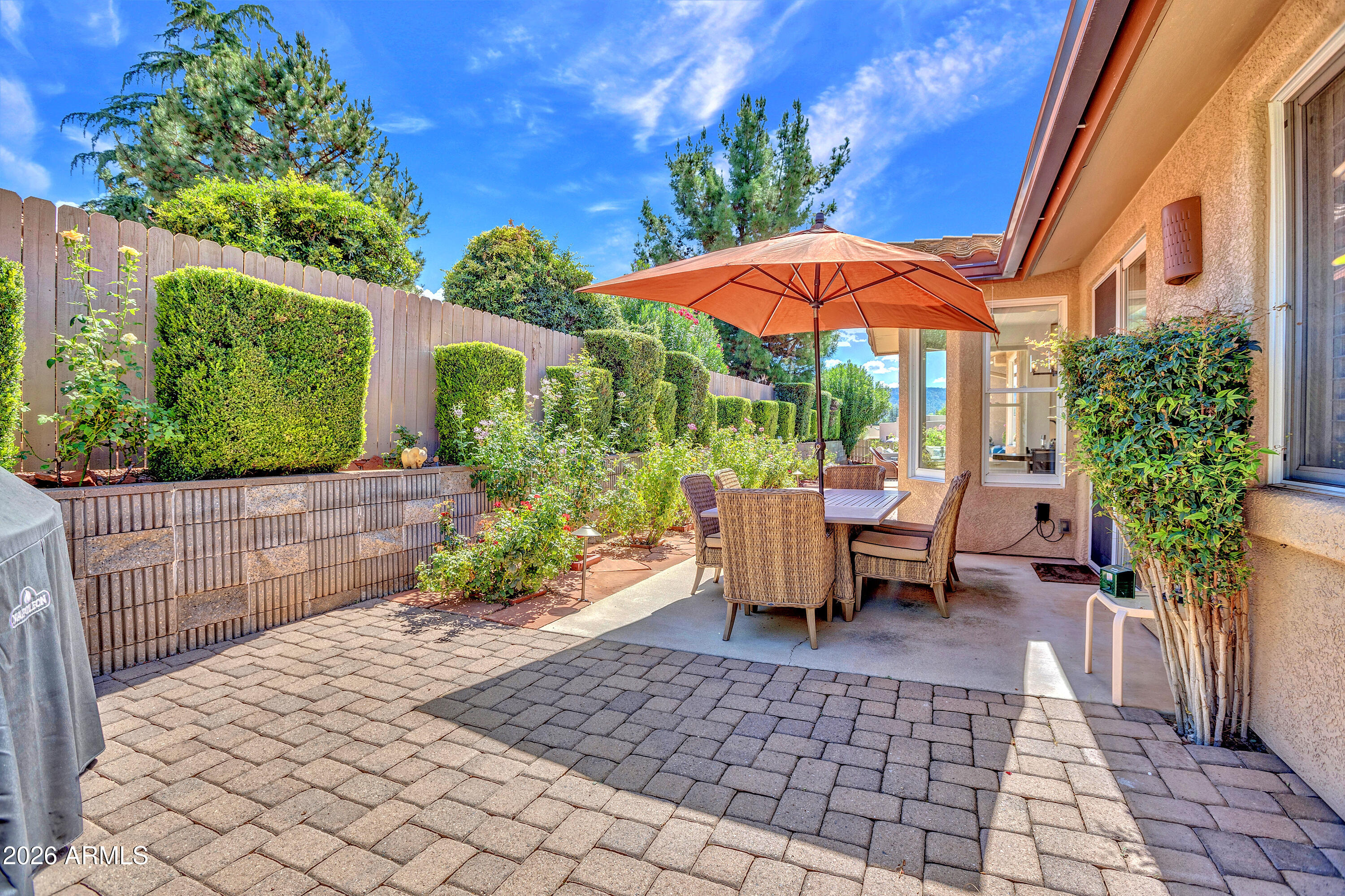 10 SANDROCK Road