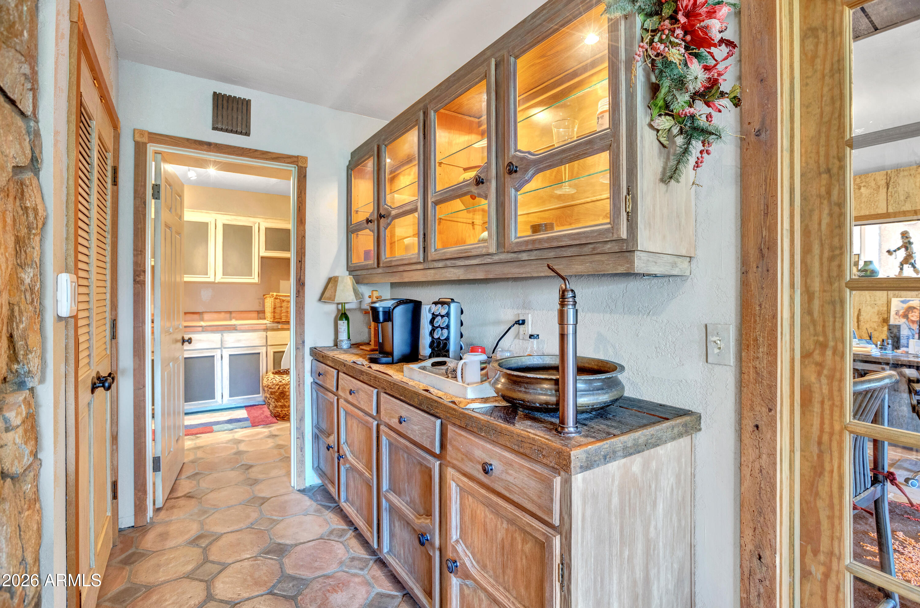 260 RIDGE Road