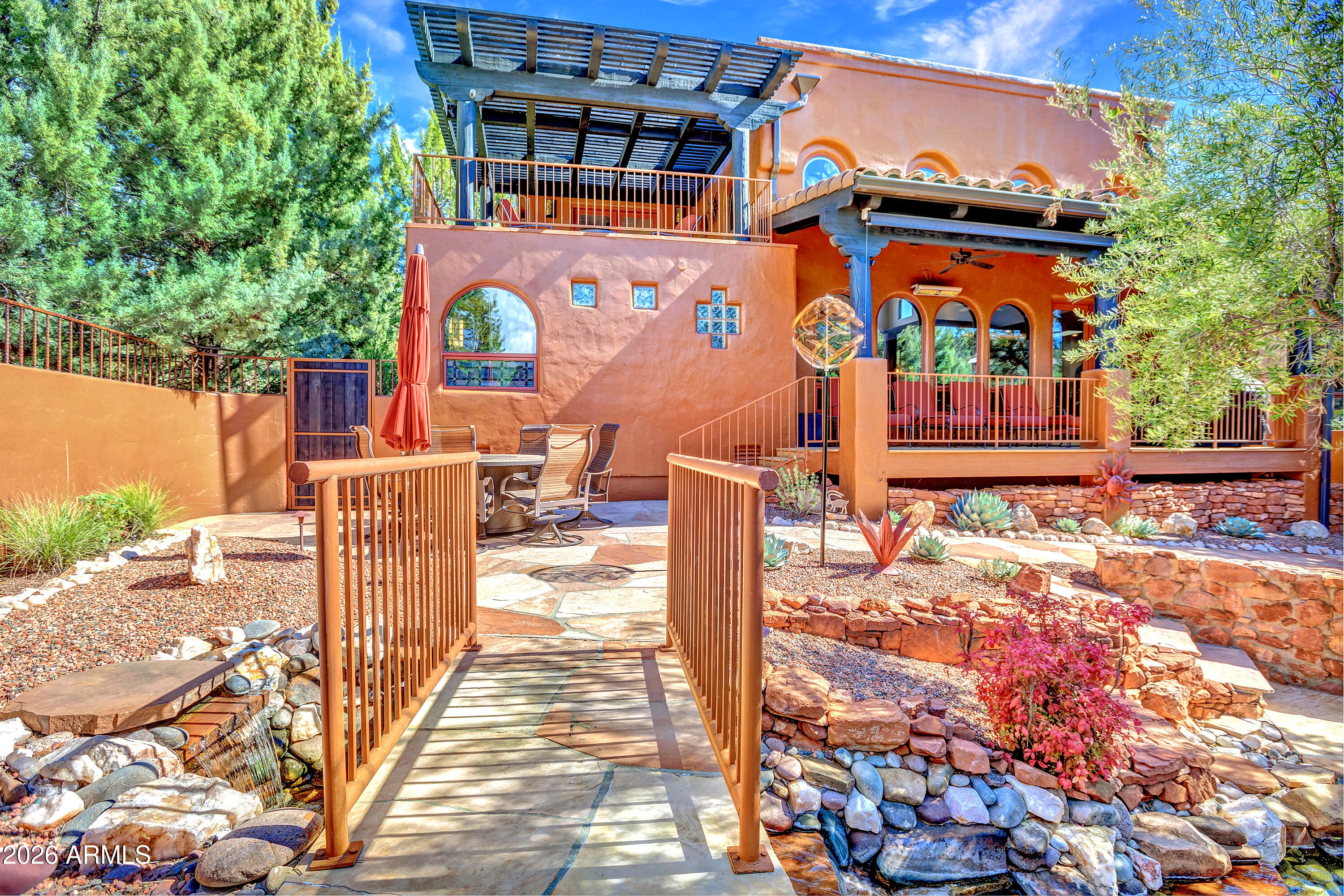 809 W CHAPEL Road