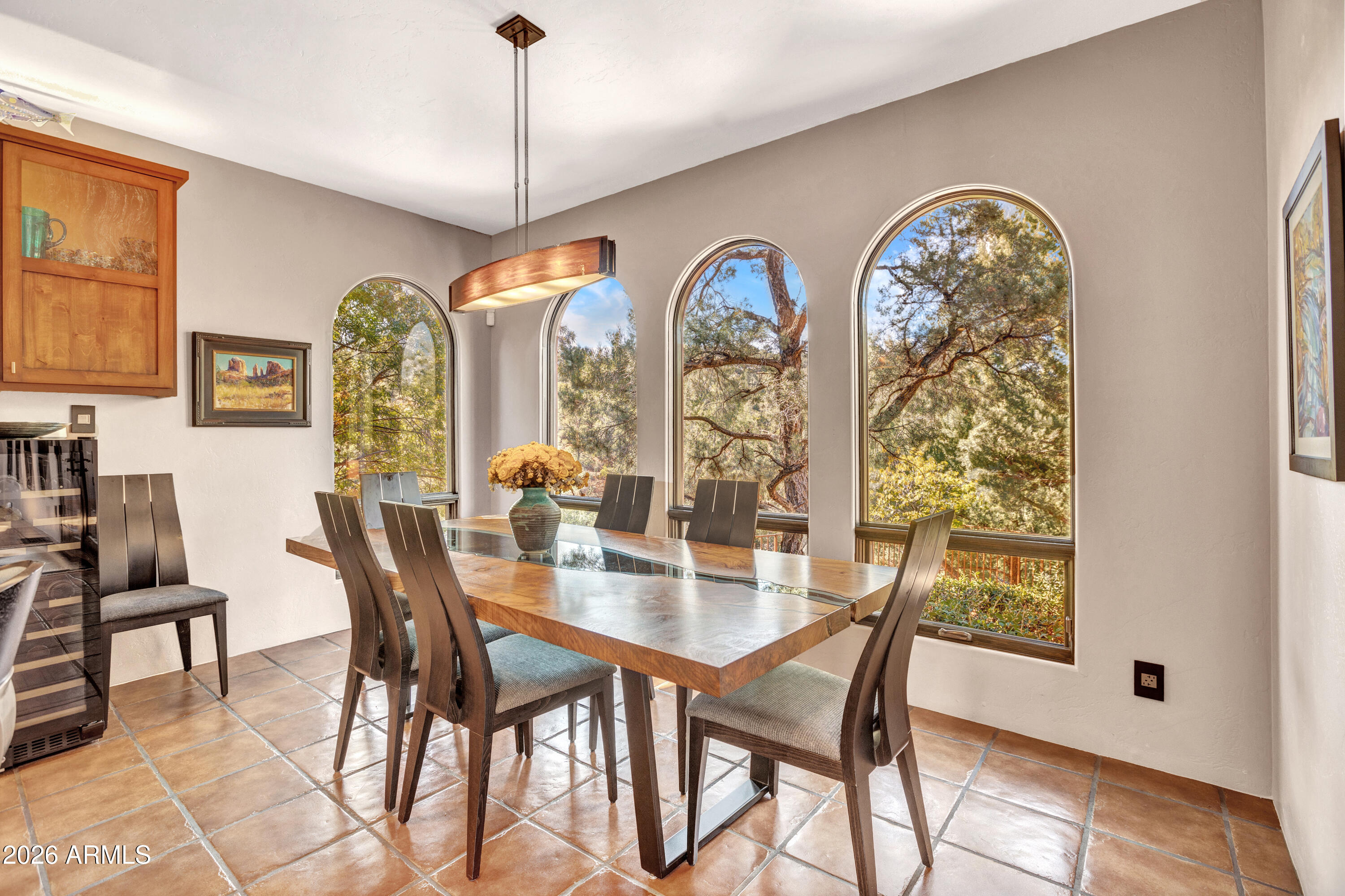 809 W CHAPEL Road