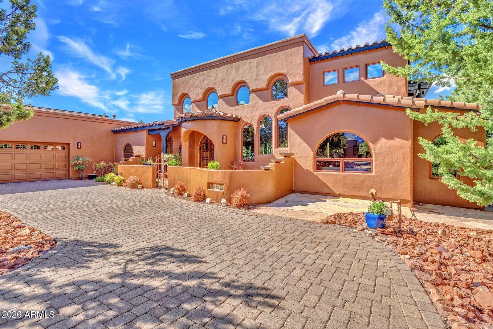 809 W CHAPEL Road