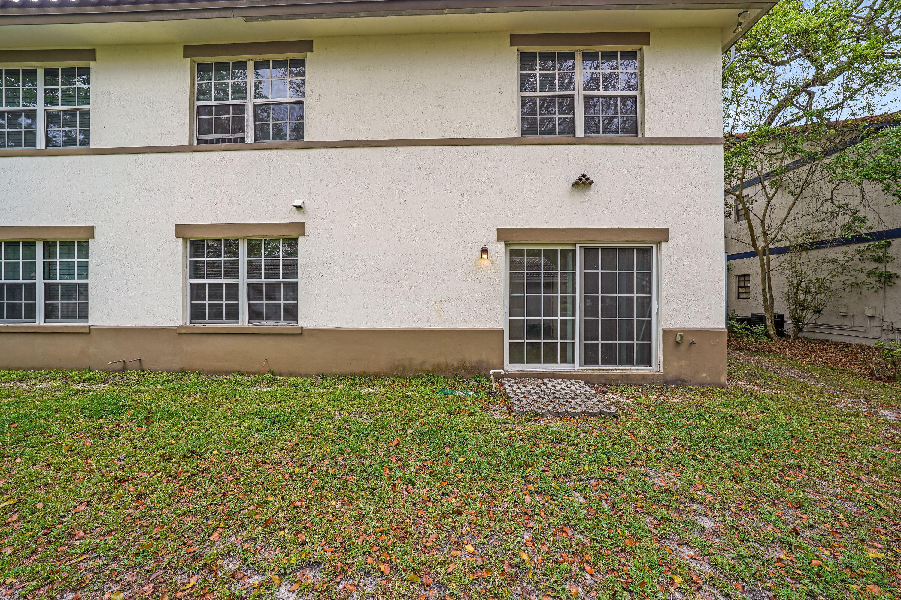 3525 NW 114th Lane 3529