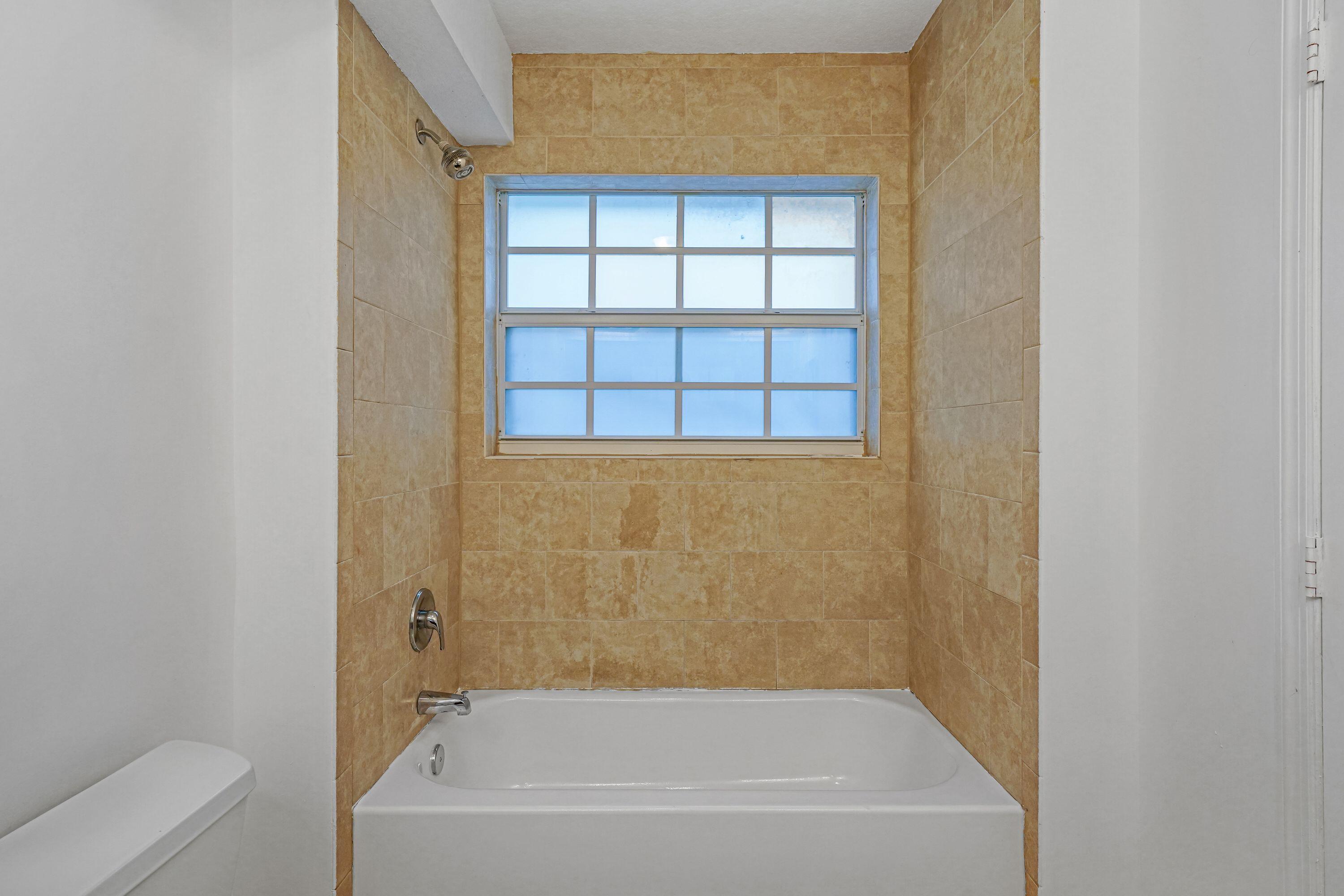 3525 NW 114th Lane 3529