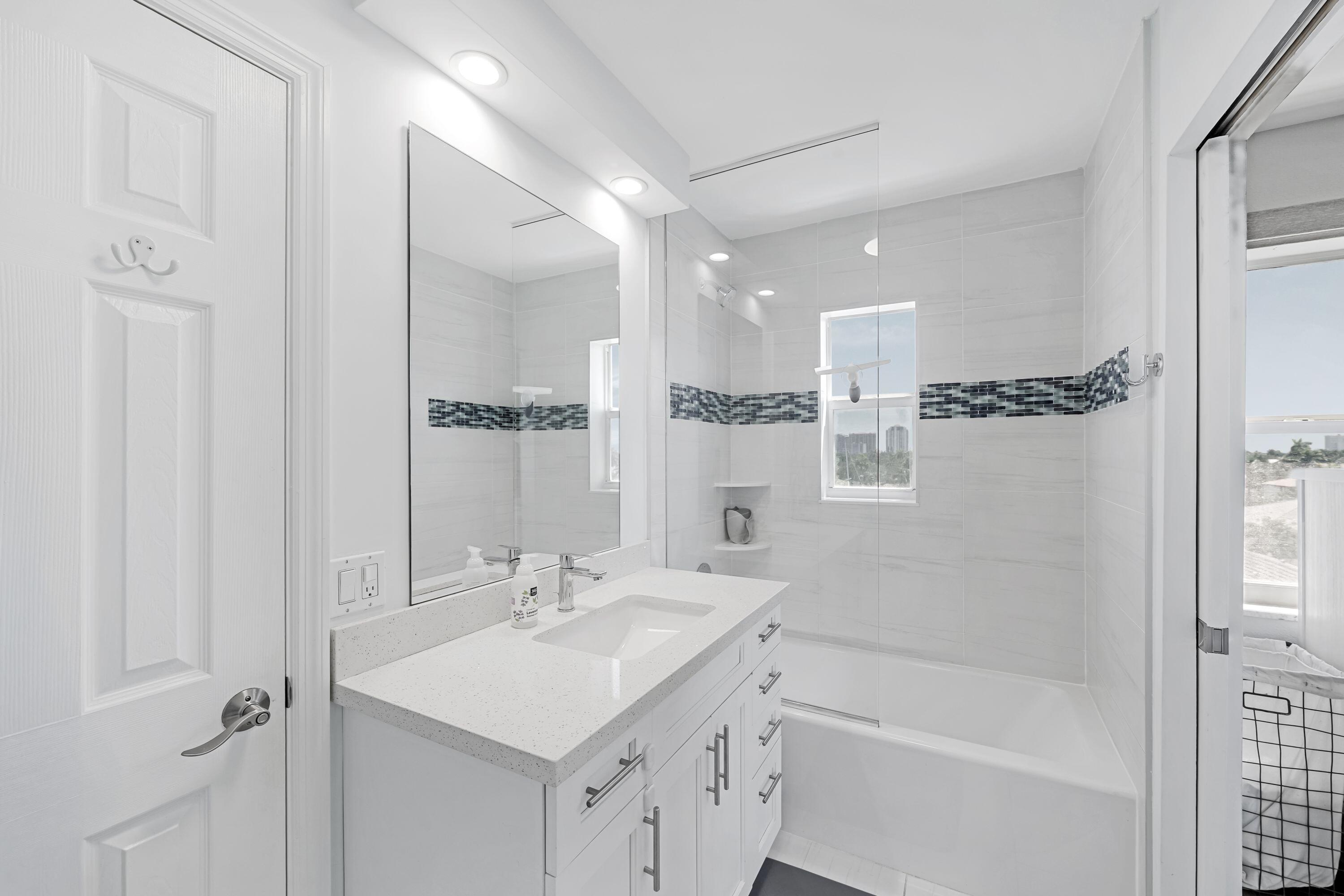 1770 E Las Olas Boulevard 607