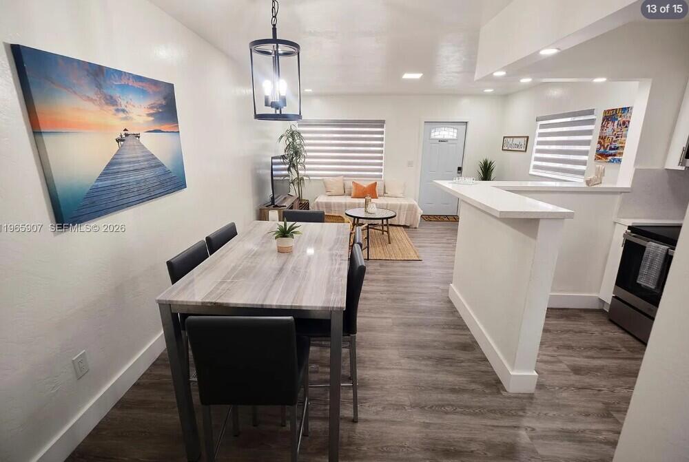 1232 SW 30TH Place 1230