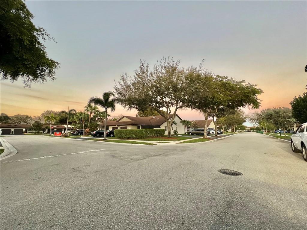 6071 NW 92nd Ave