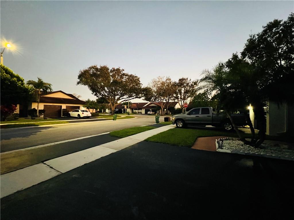 6071 NW 92nd Ave