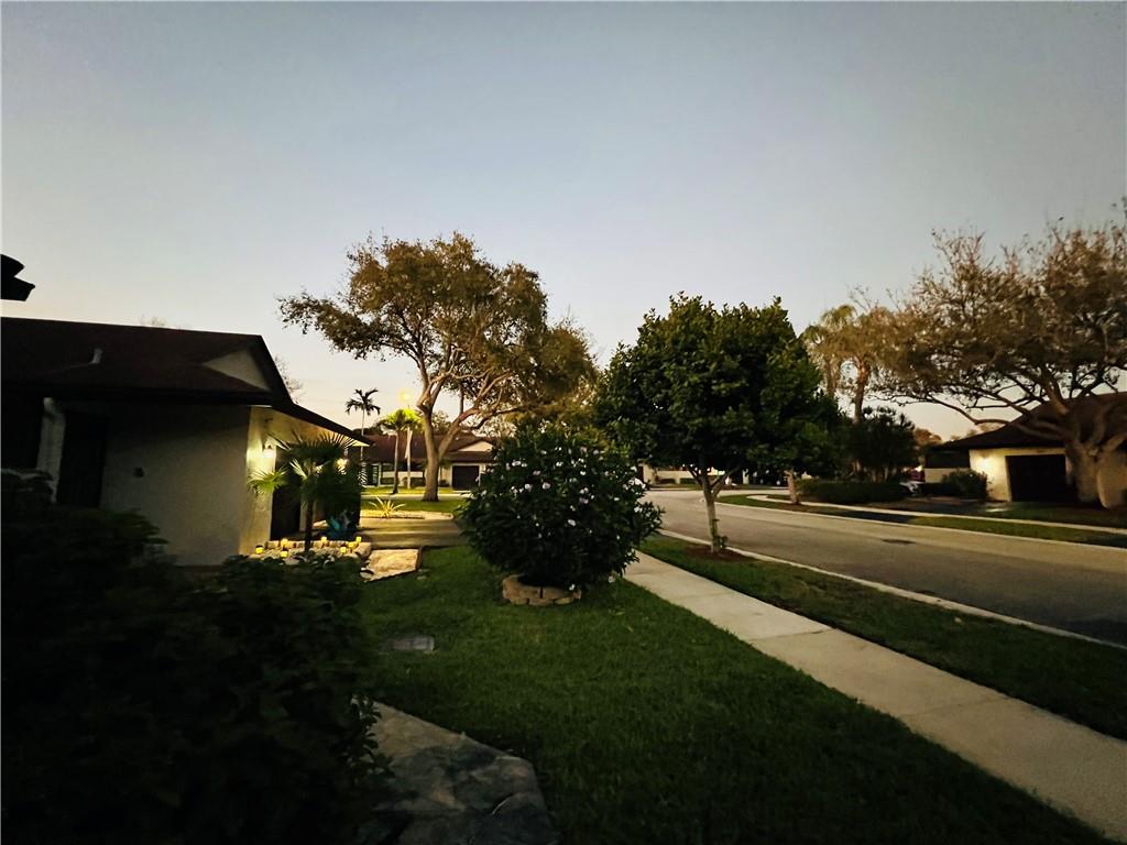 6071 NW 92nd Ave