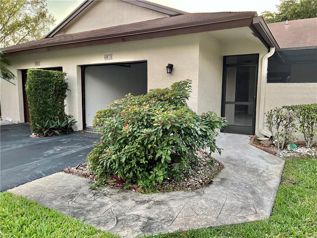 6071 NW 92nd Ave